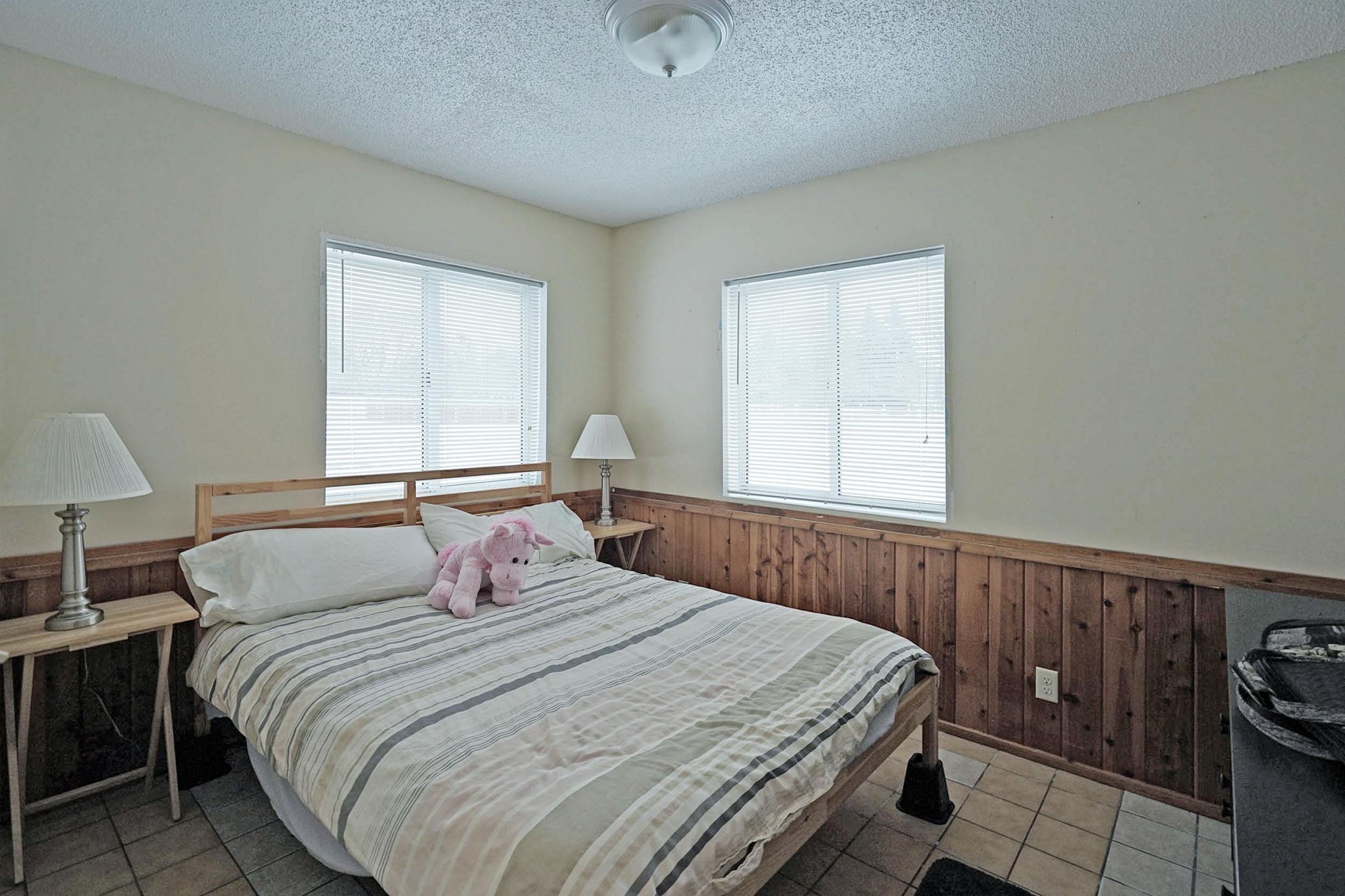 18600 Harrow Avenue N