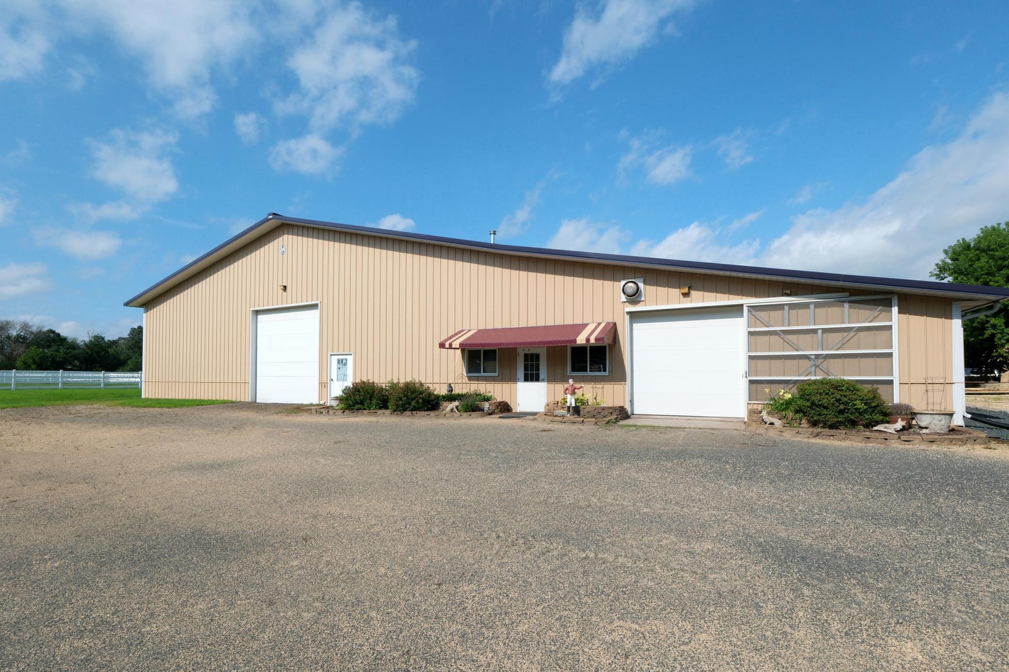 18600 Harrow Avenue N