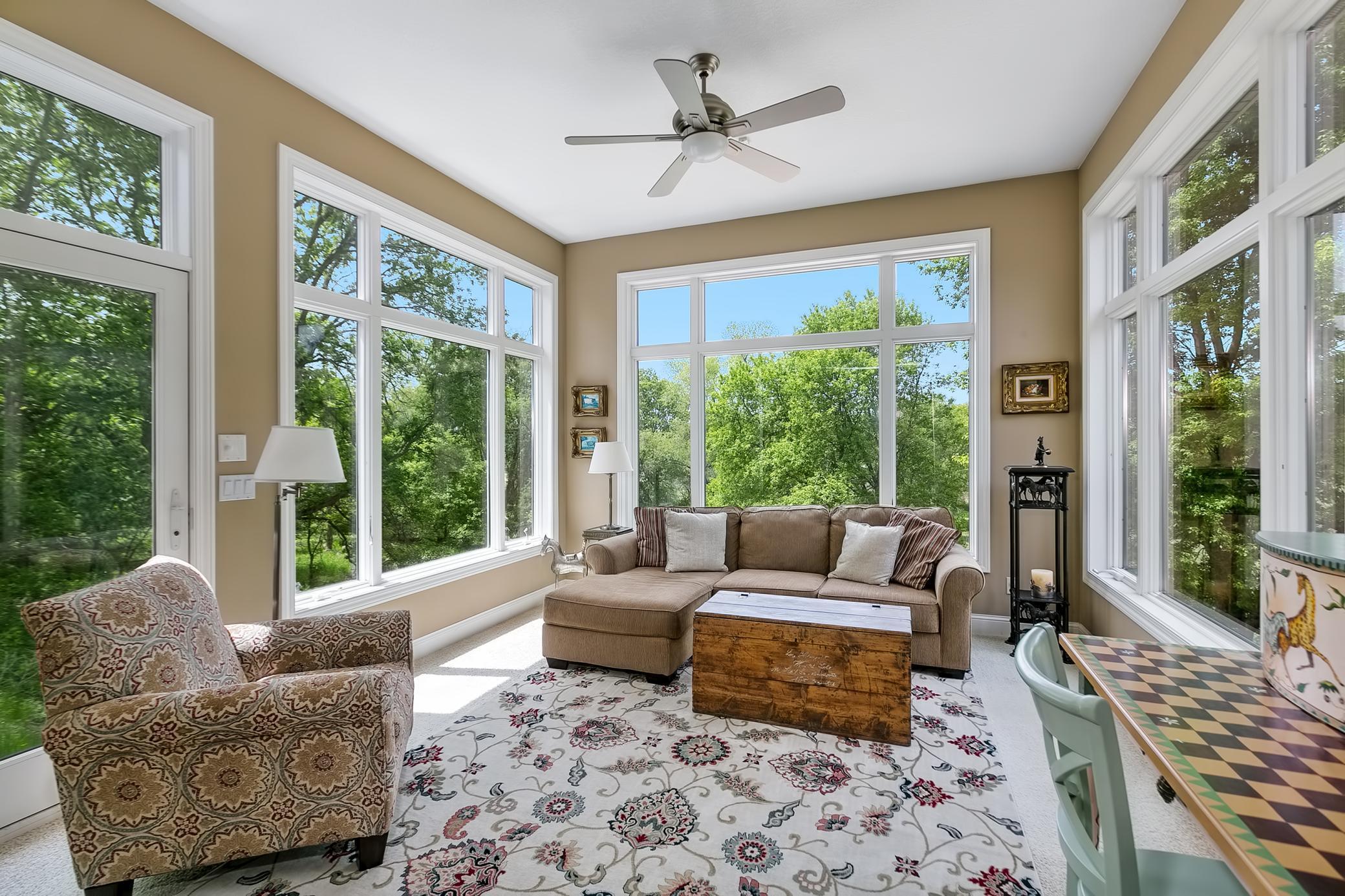 18600 Harrow Avenue N