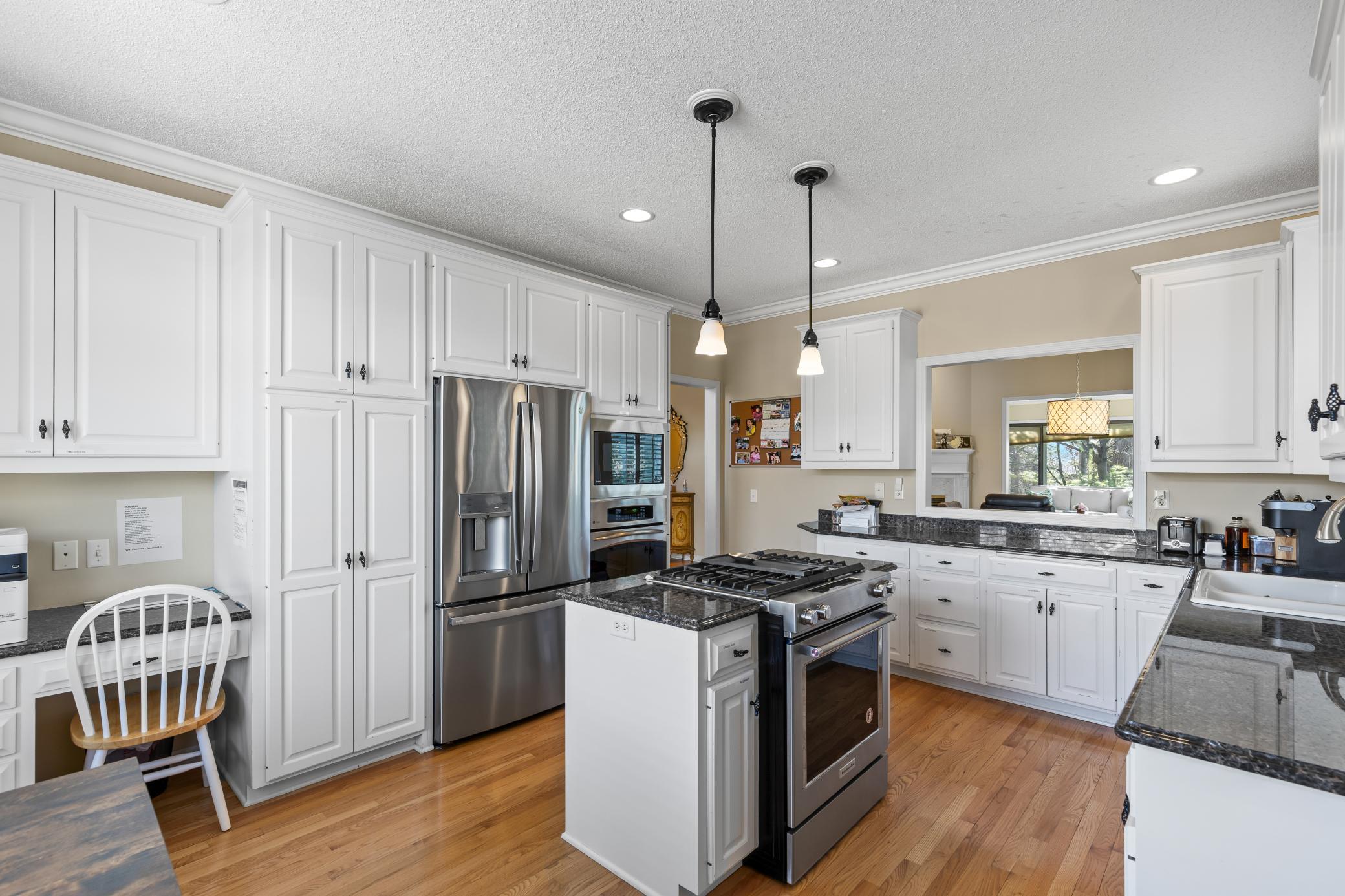 365 Waycliffe Drive S