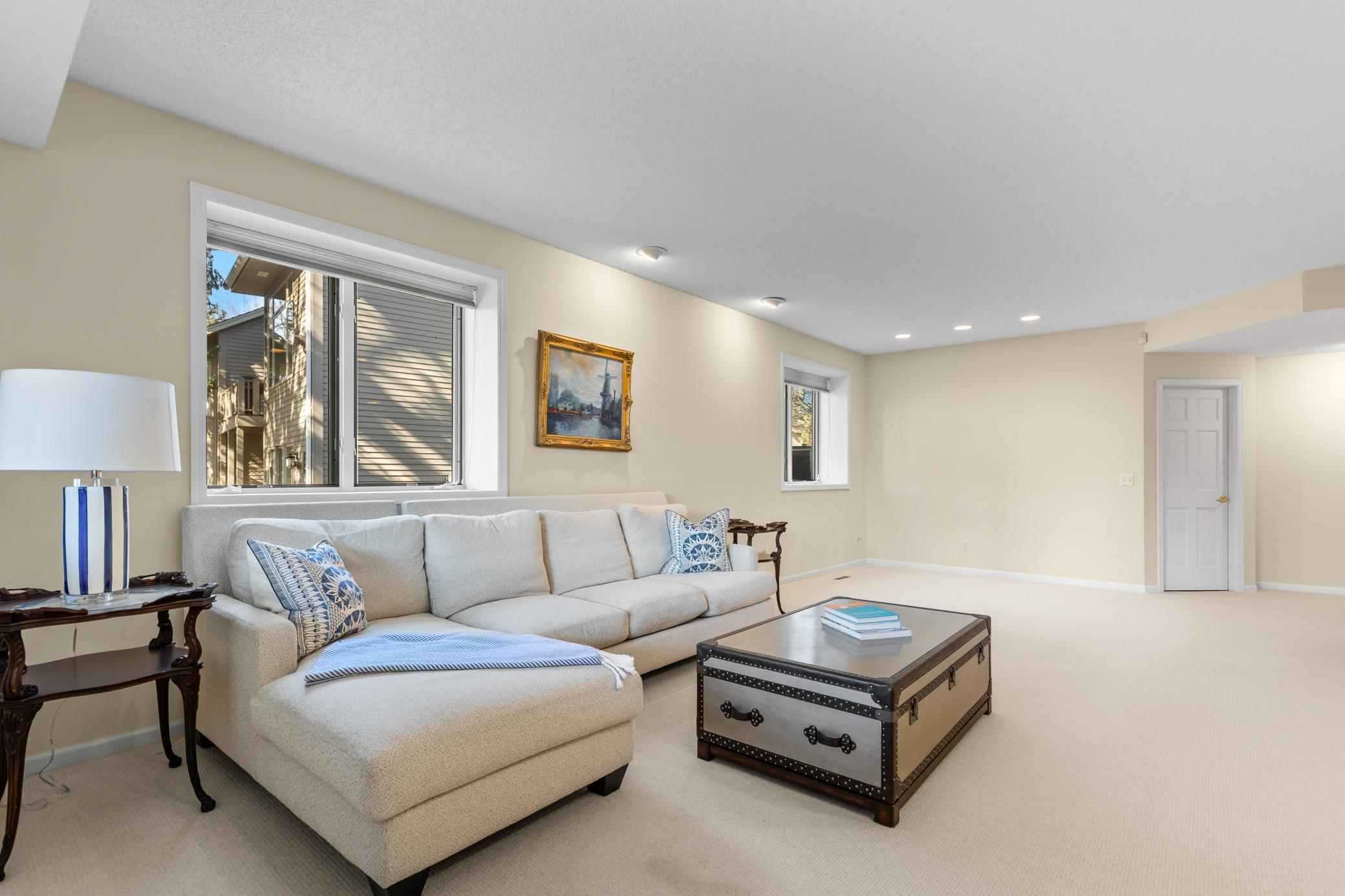 365 Waycliffe Drive S