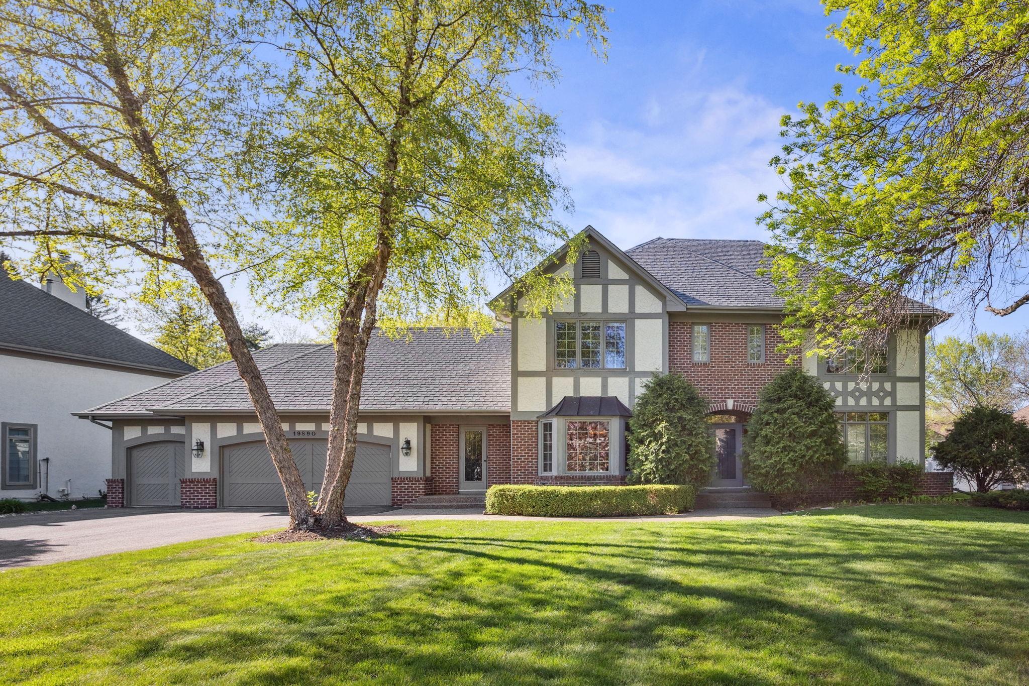19890 Muirfield Circle