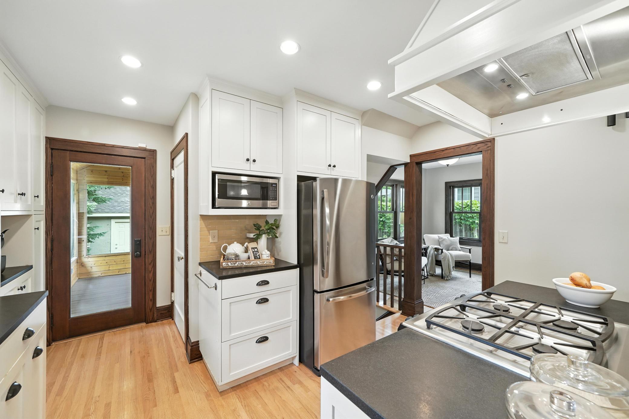 2365 Buford Avenue Unit: A