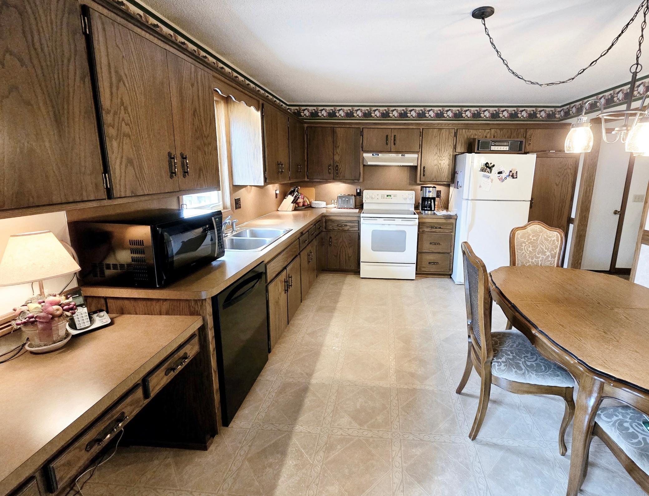 7331 175th Avenue NW