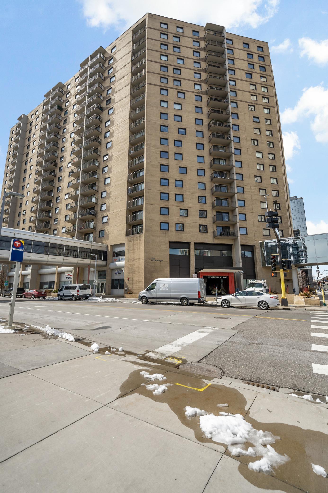 250 2nd Avenue S Unit: 205