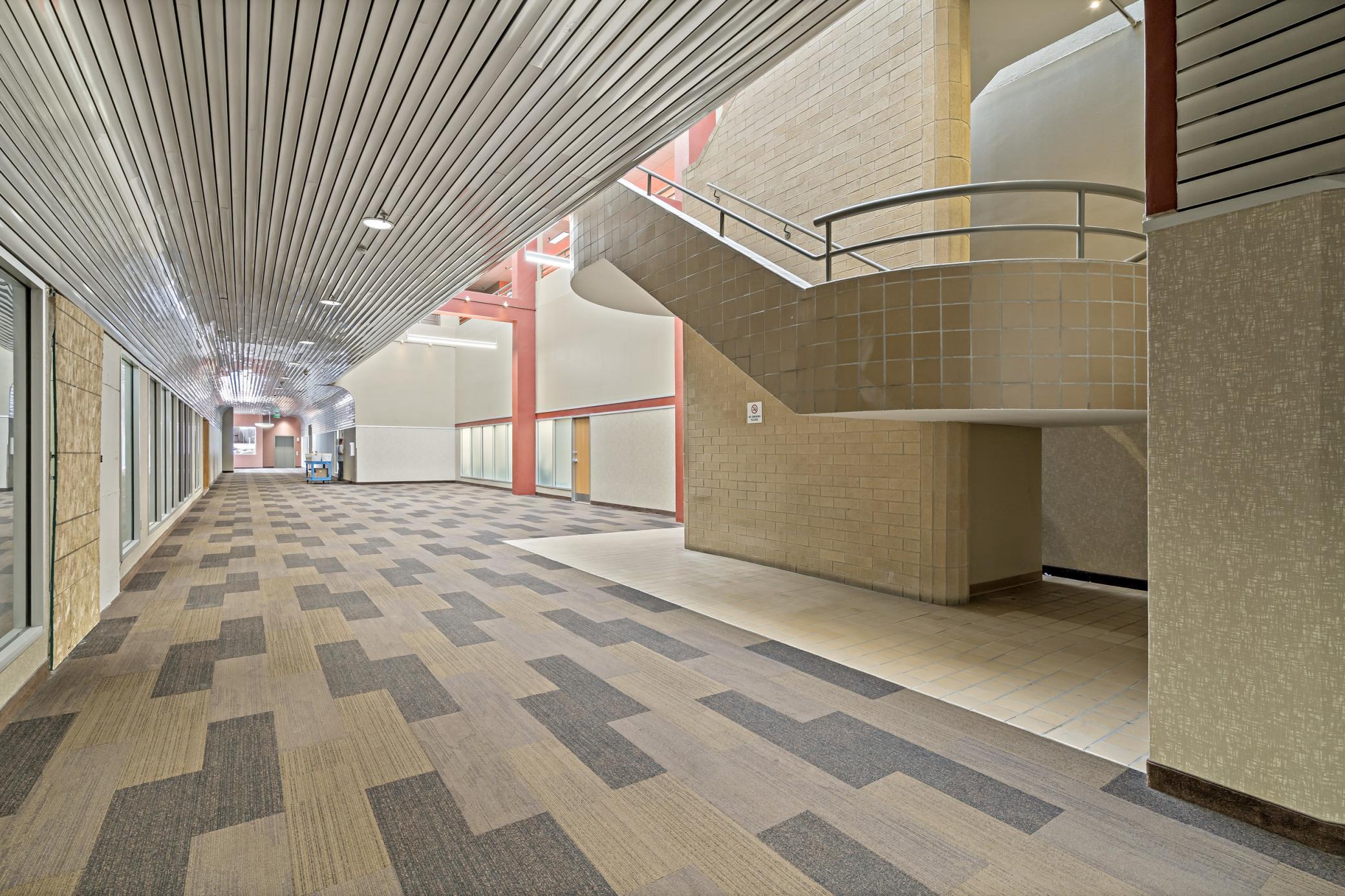 250 2nd Avenue S Unit: 205