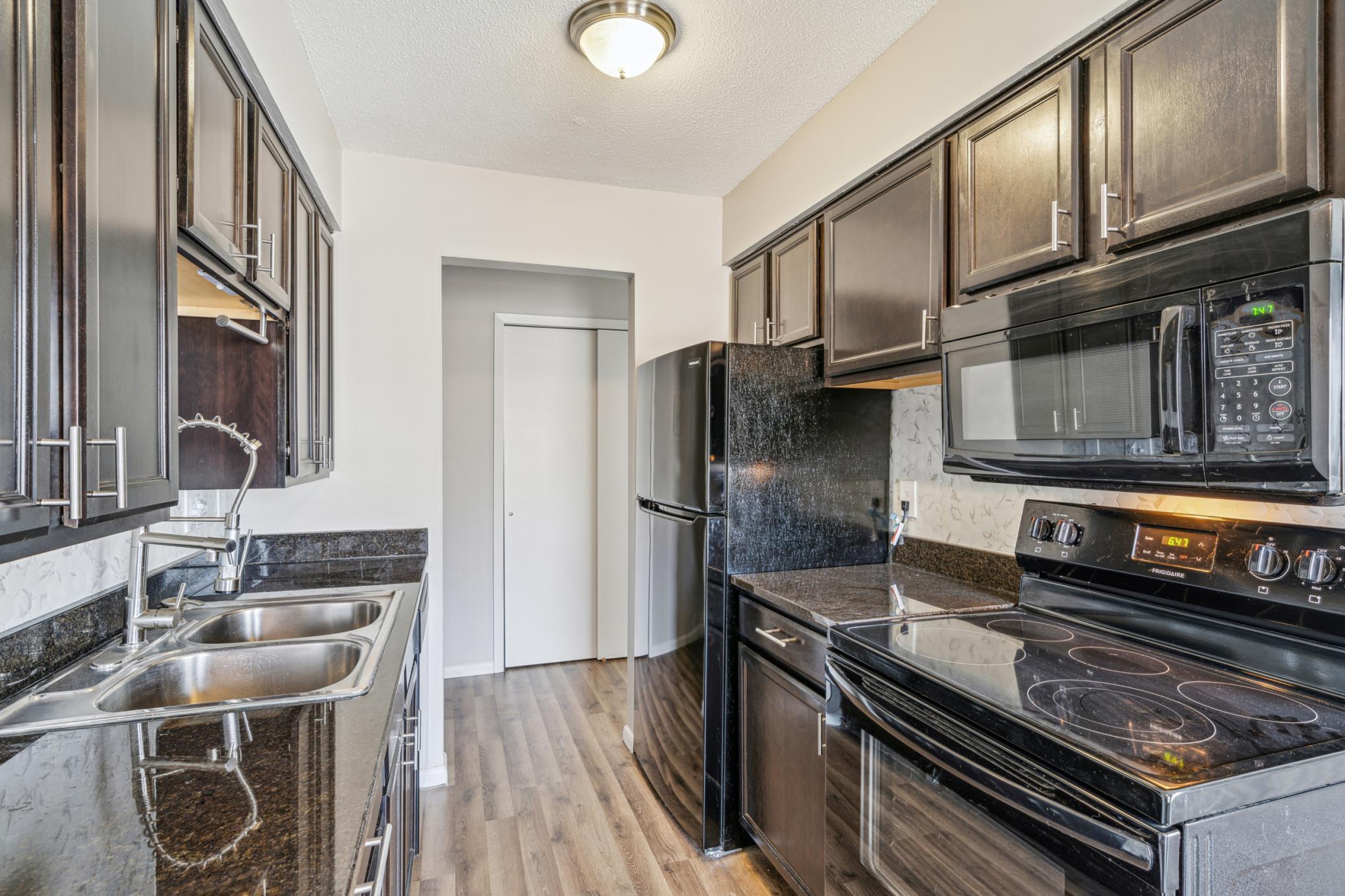 745 11th Avenue S Unit: 7