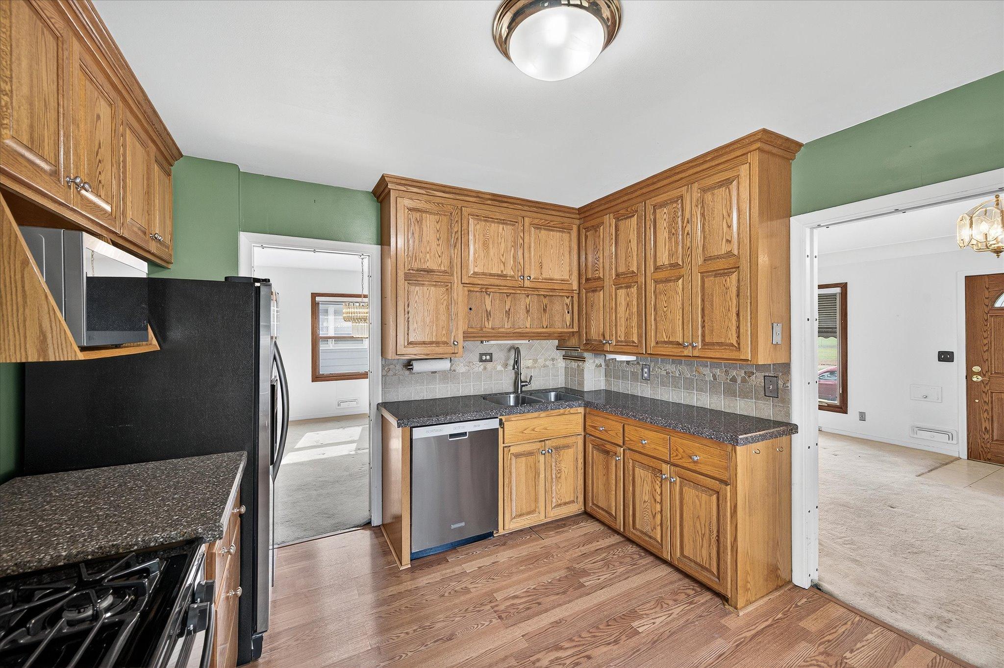 4801 Zenith Avenue S