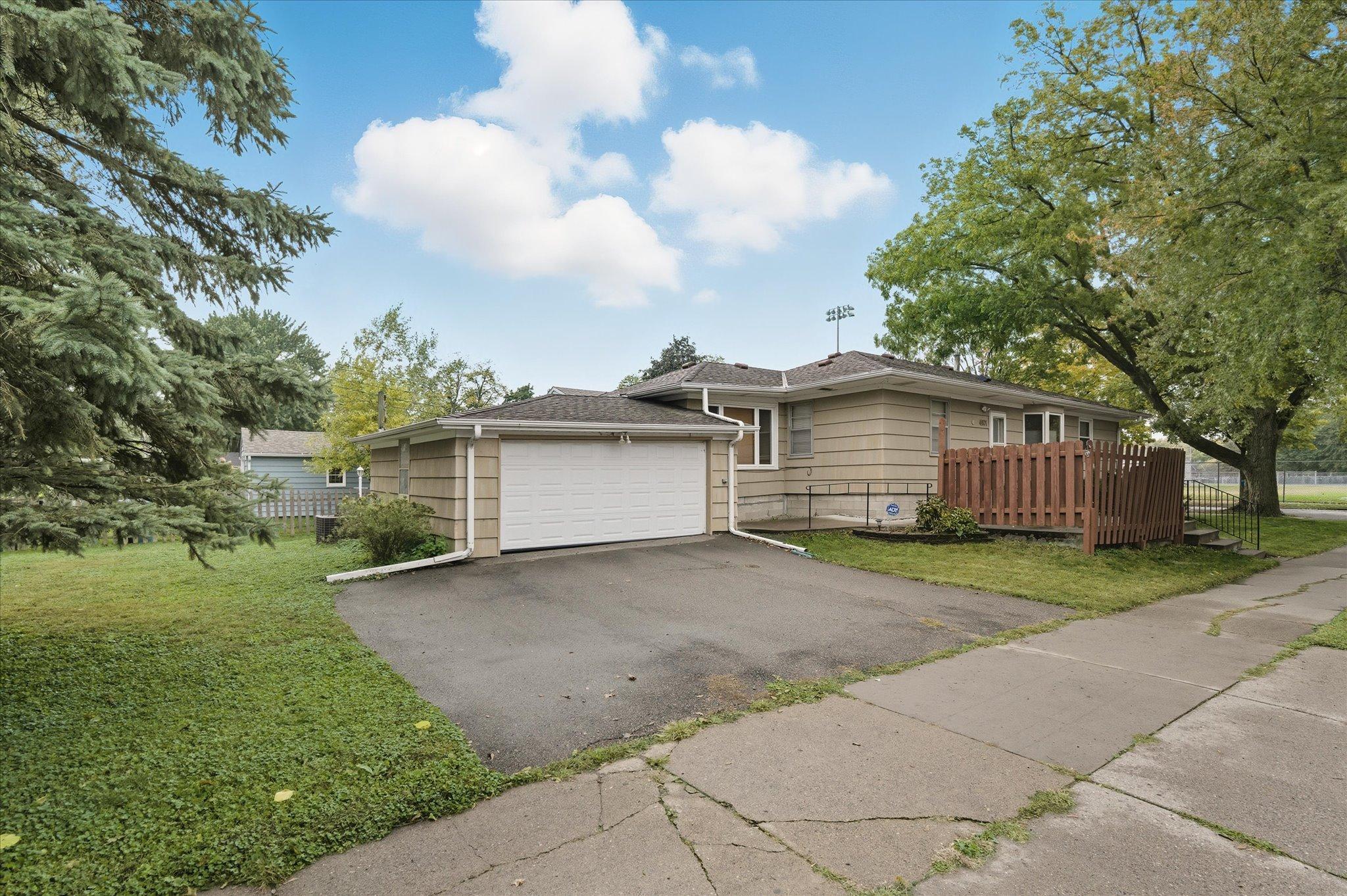 4801 Zenith Avenue S