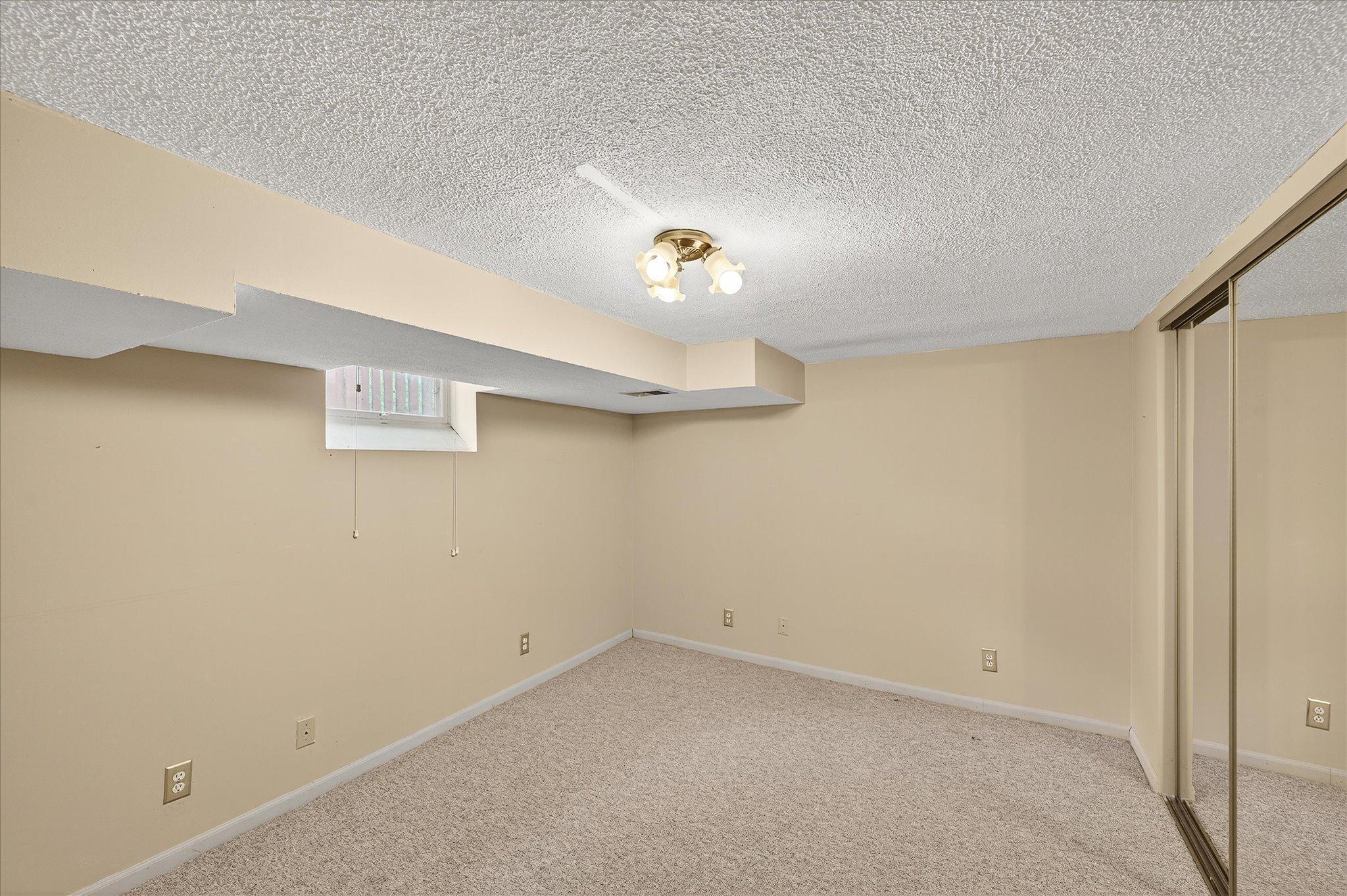 4801 Zenith Avenue S