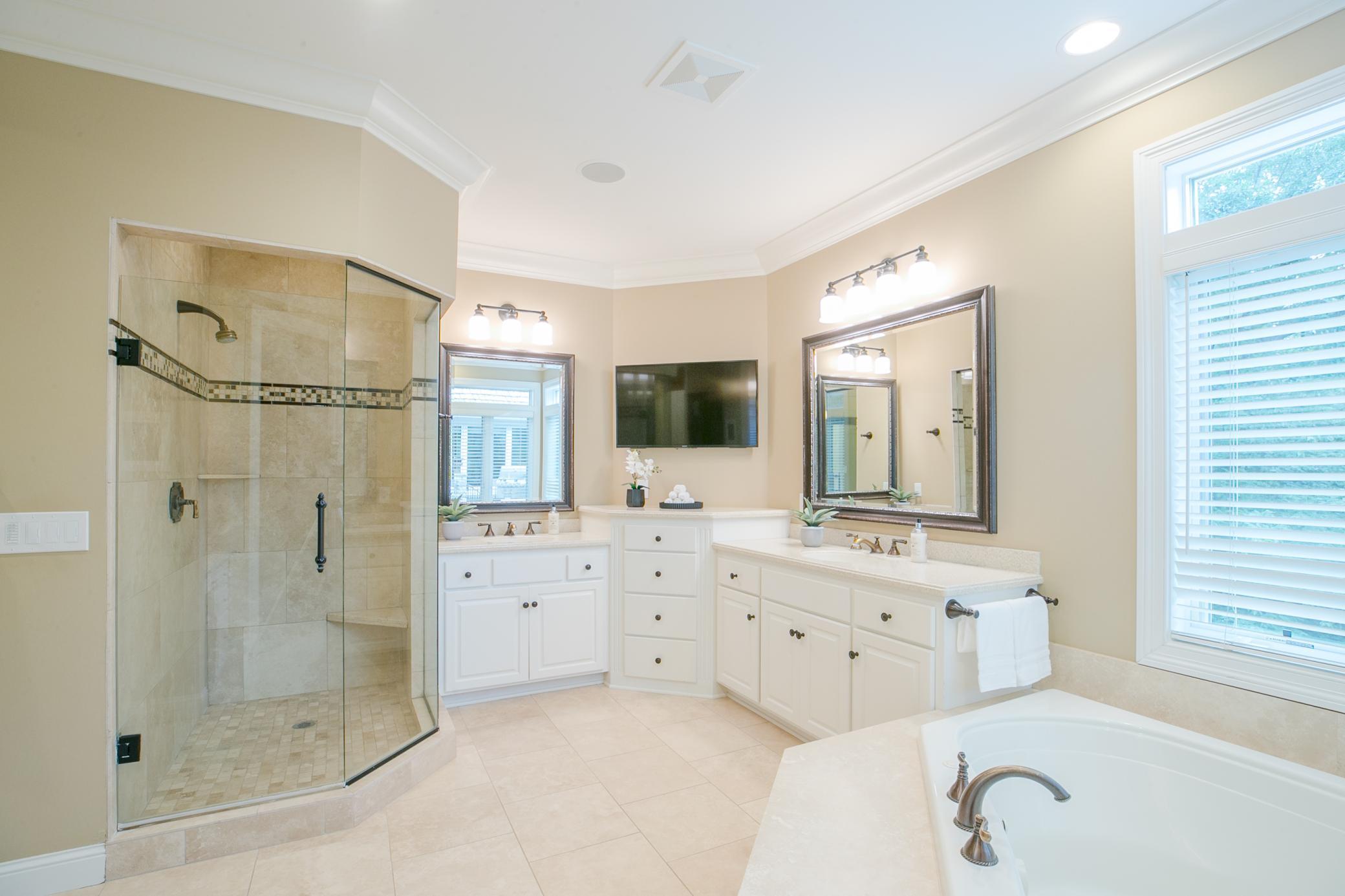 13980 Emerald Ridge
