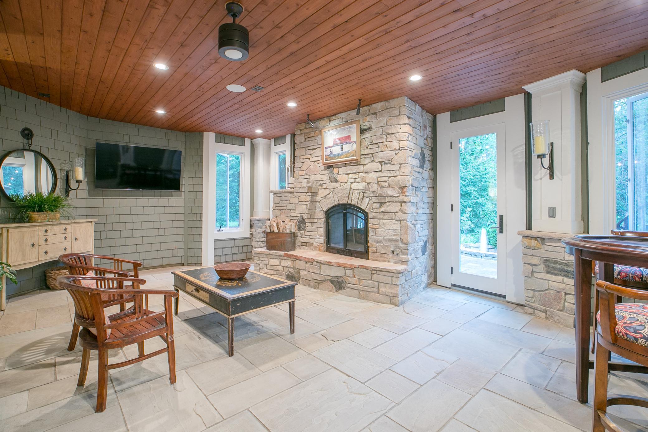13980 Emerald Ridge