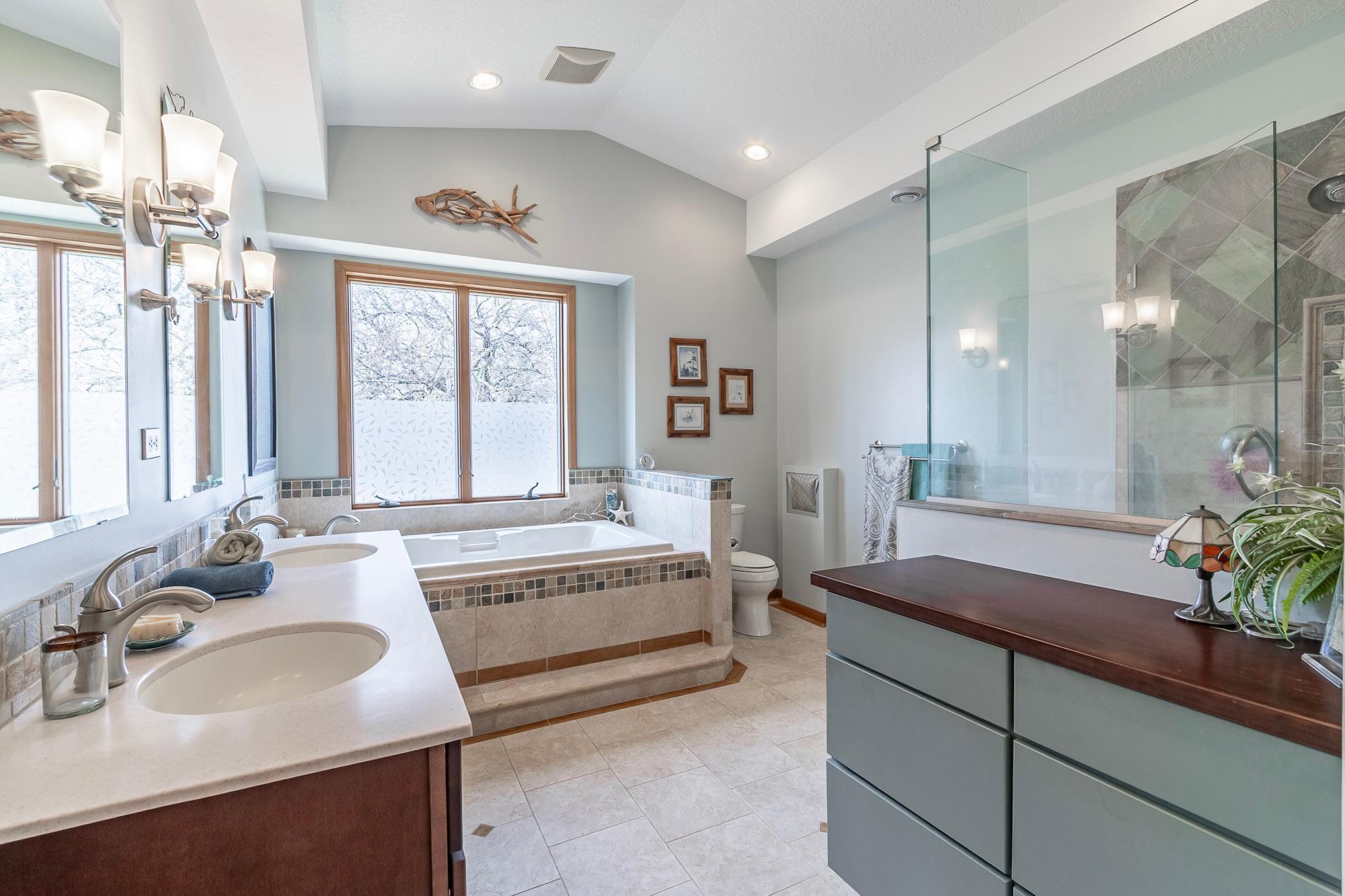 30 Interlachen Lane