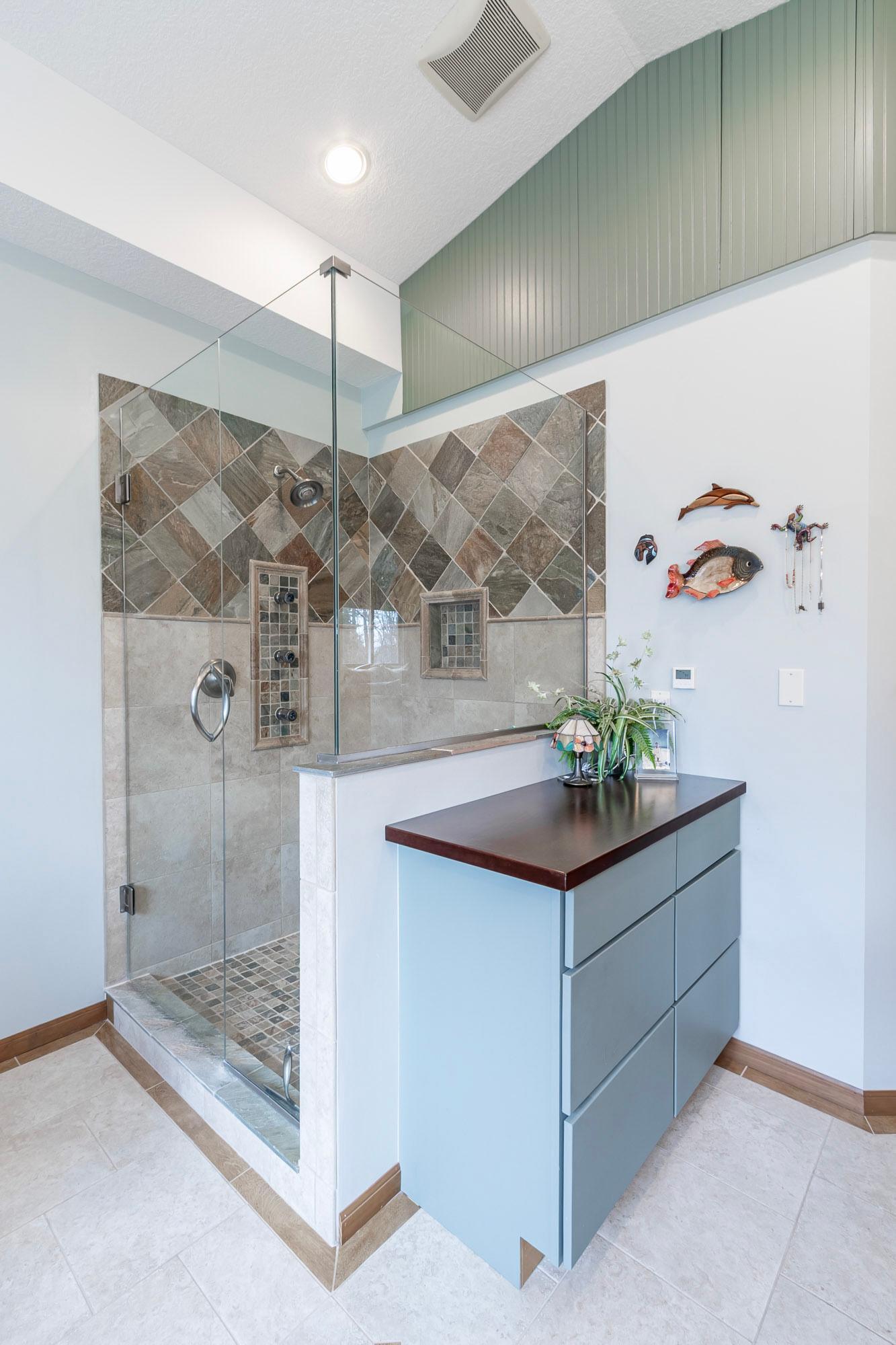 30 Interlachen Lane