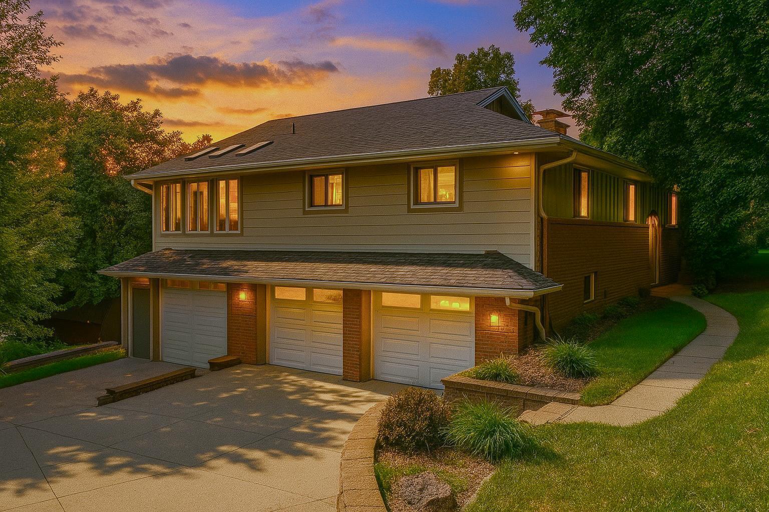 30 Interlachen Lane