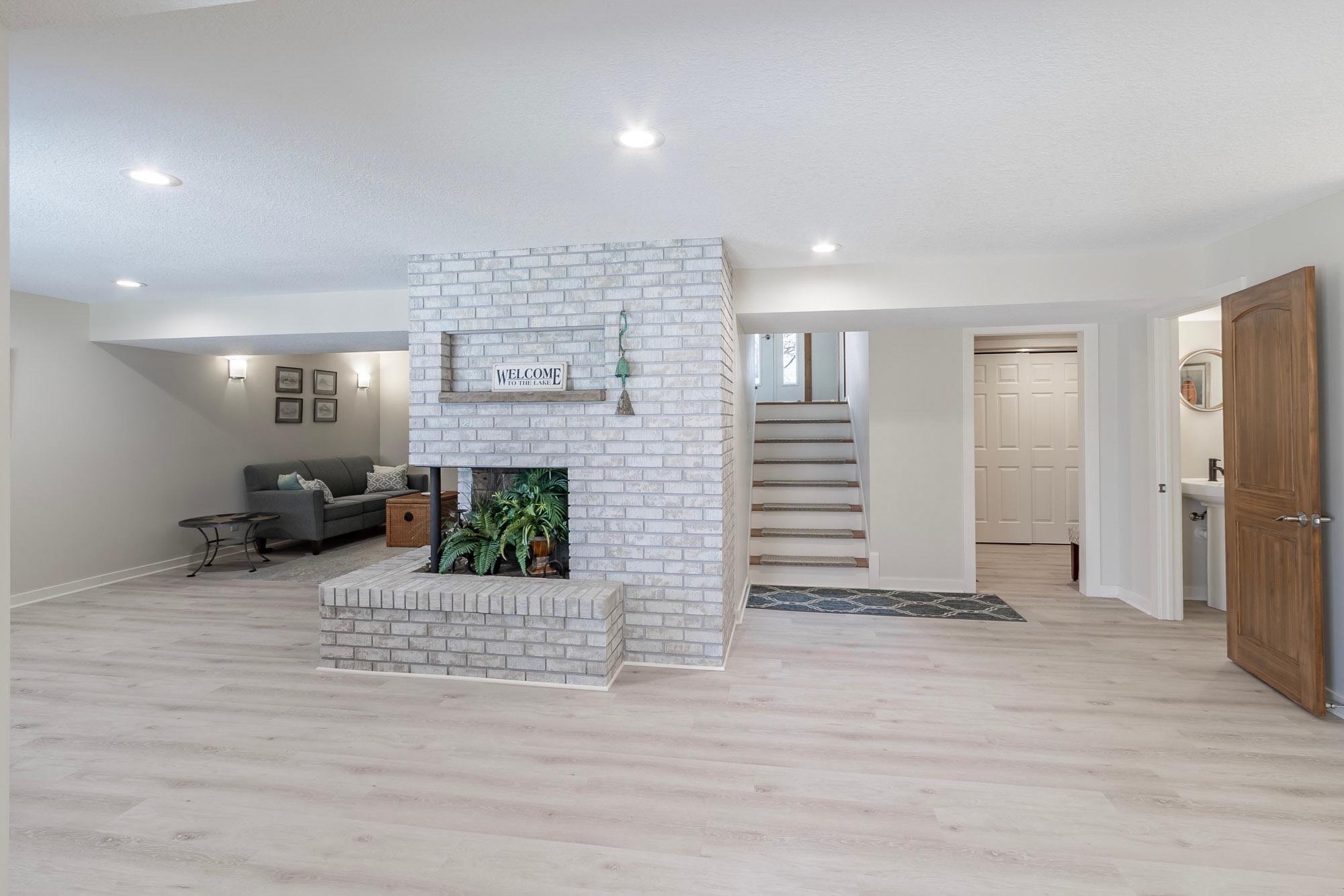 30 Interlachen Lane