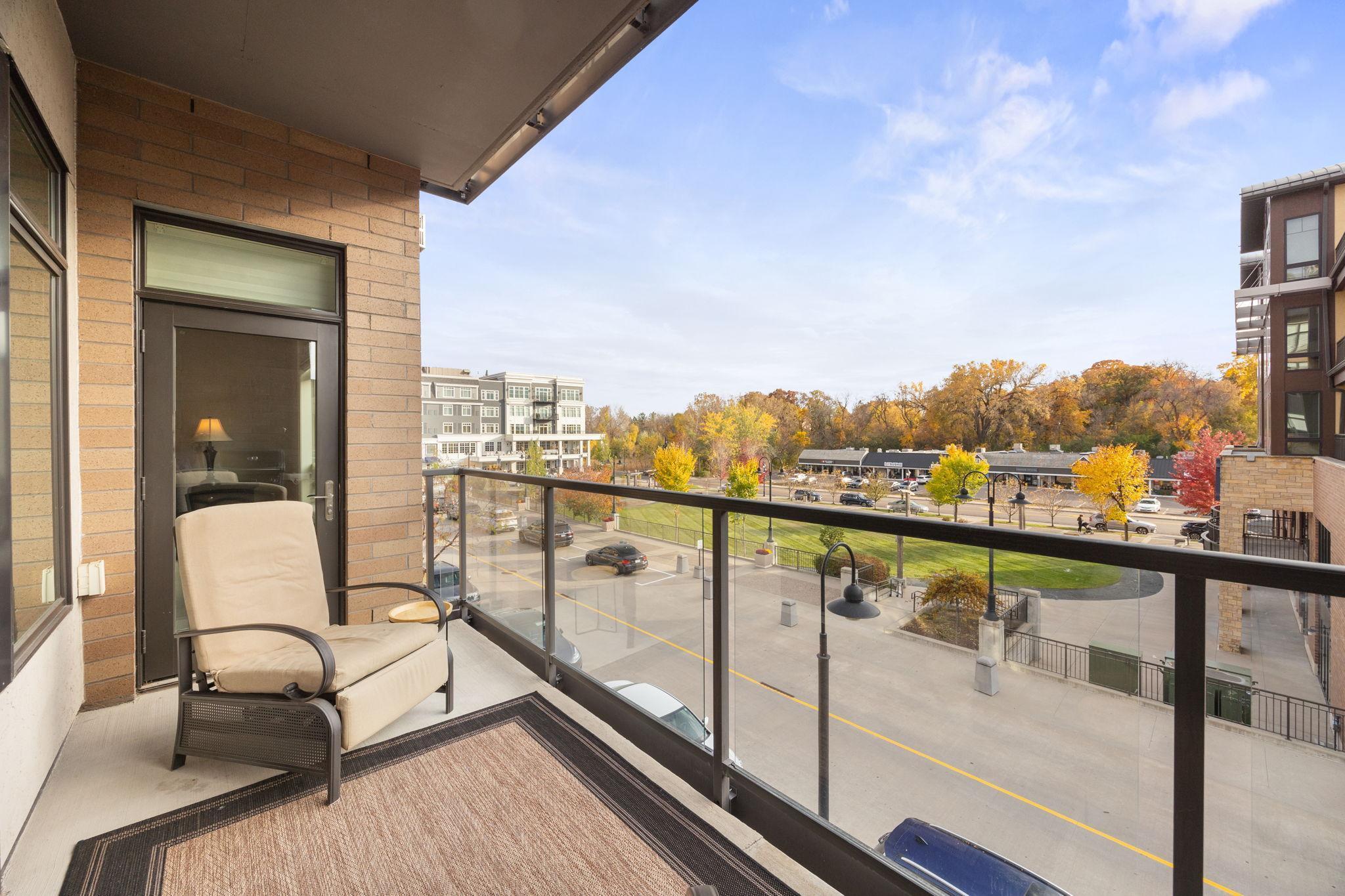 875 Lake Street N Unit: 205