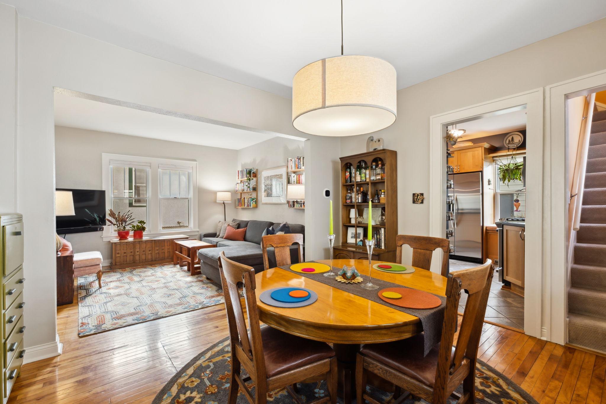 3739 Thomas Avenue N