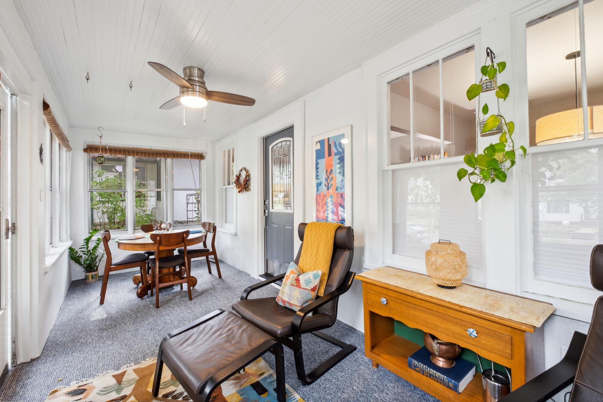 3739 Thomas Avenue N