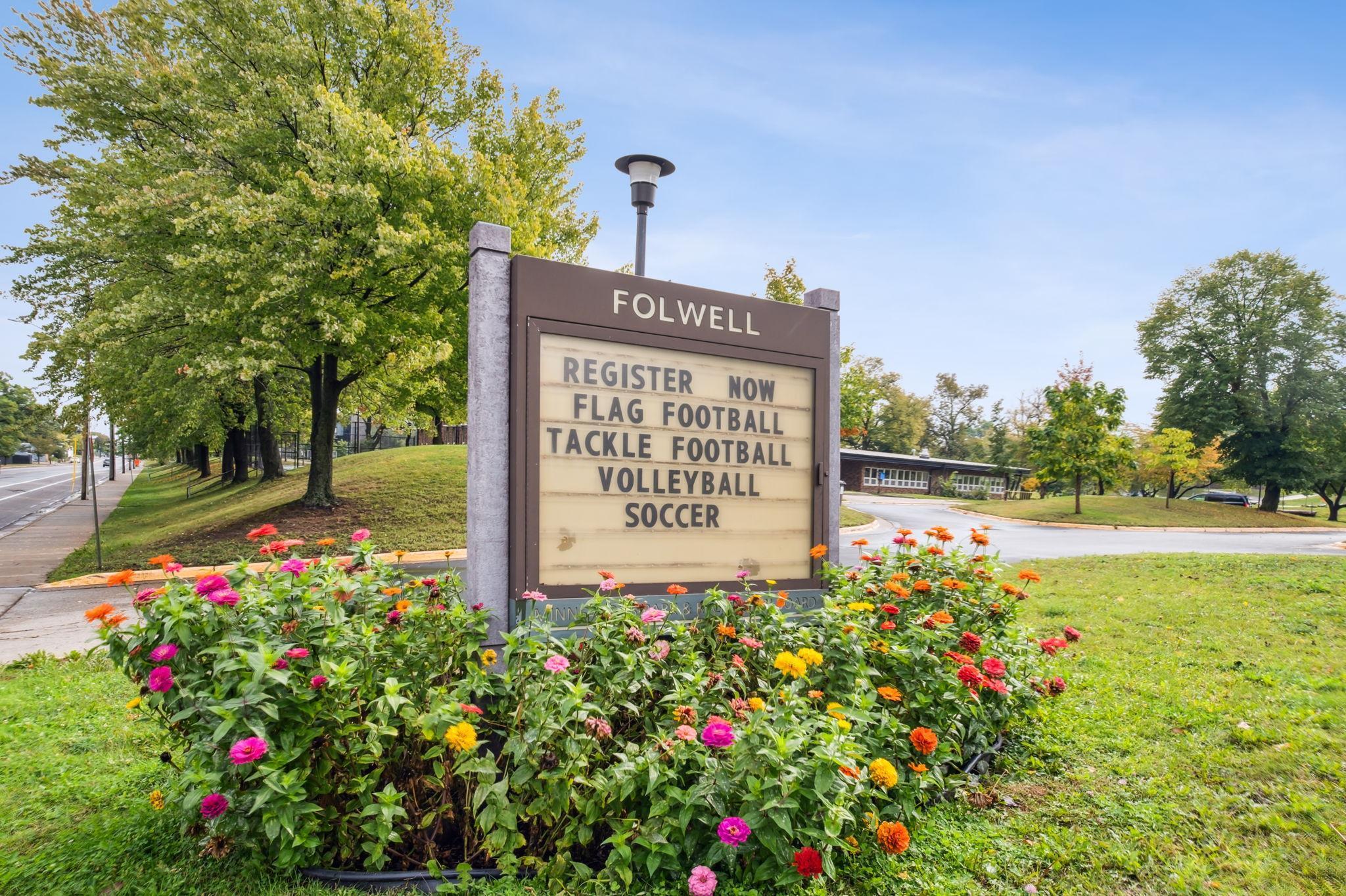 3739 Thomas Avenue N