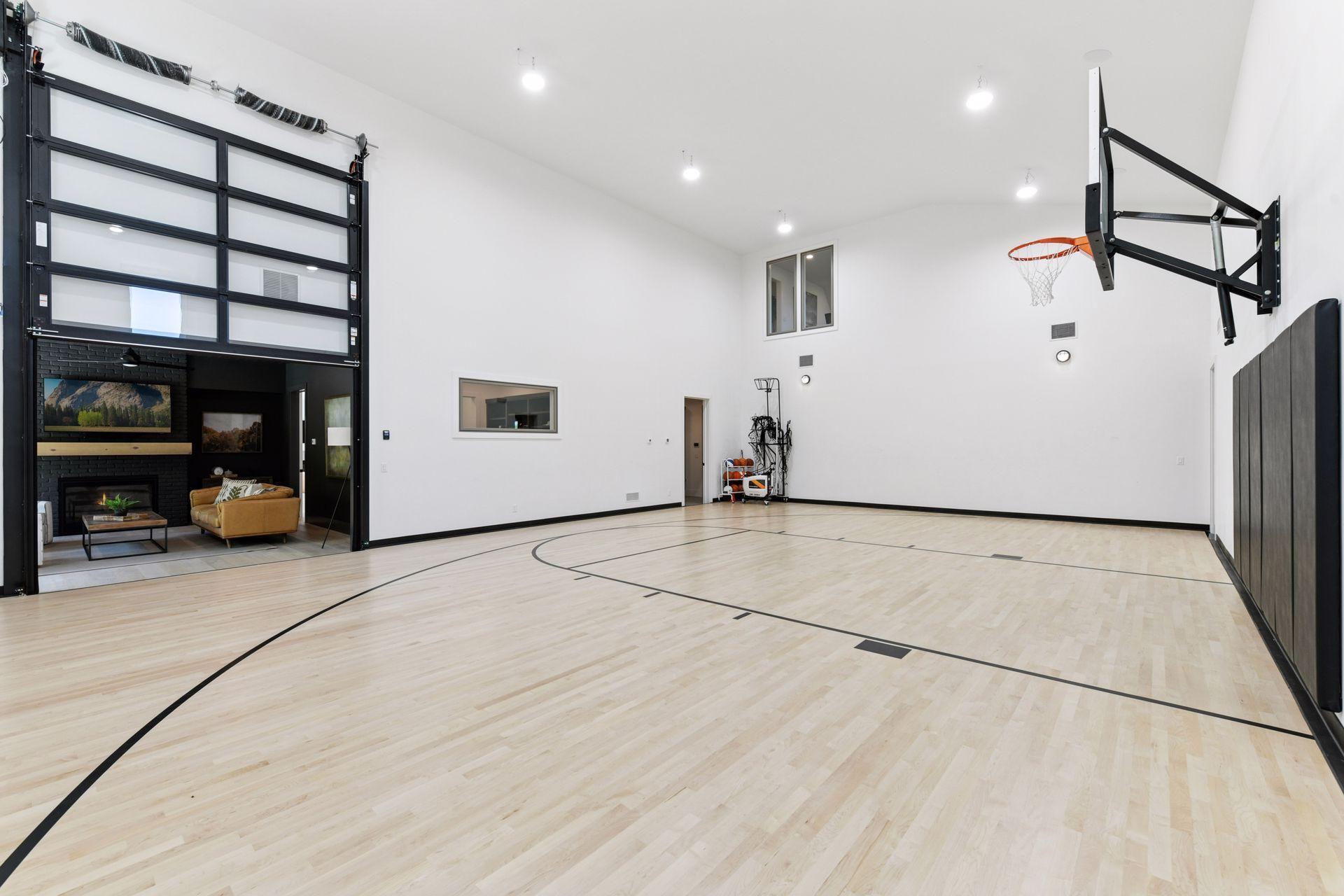 6201 Gustavus Drive