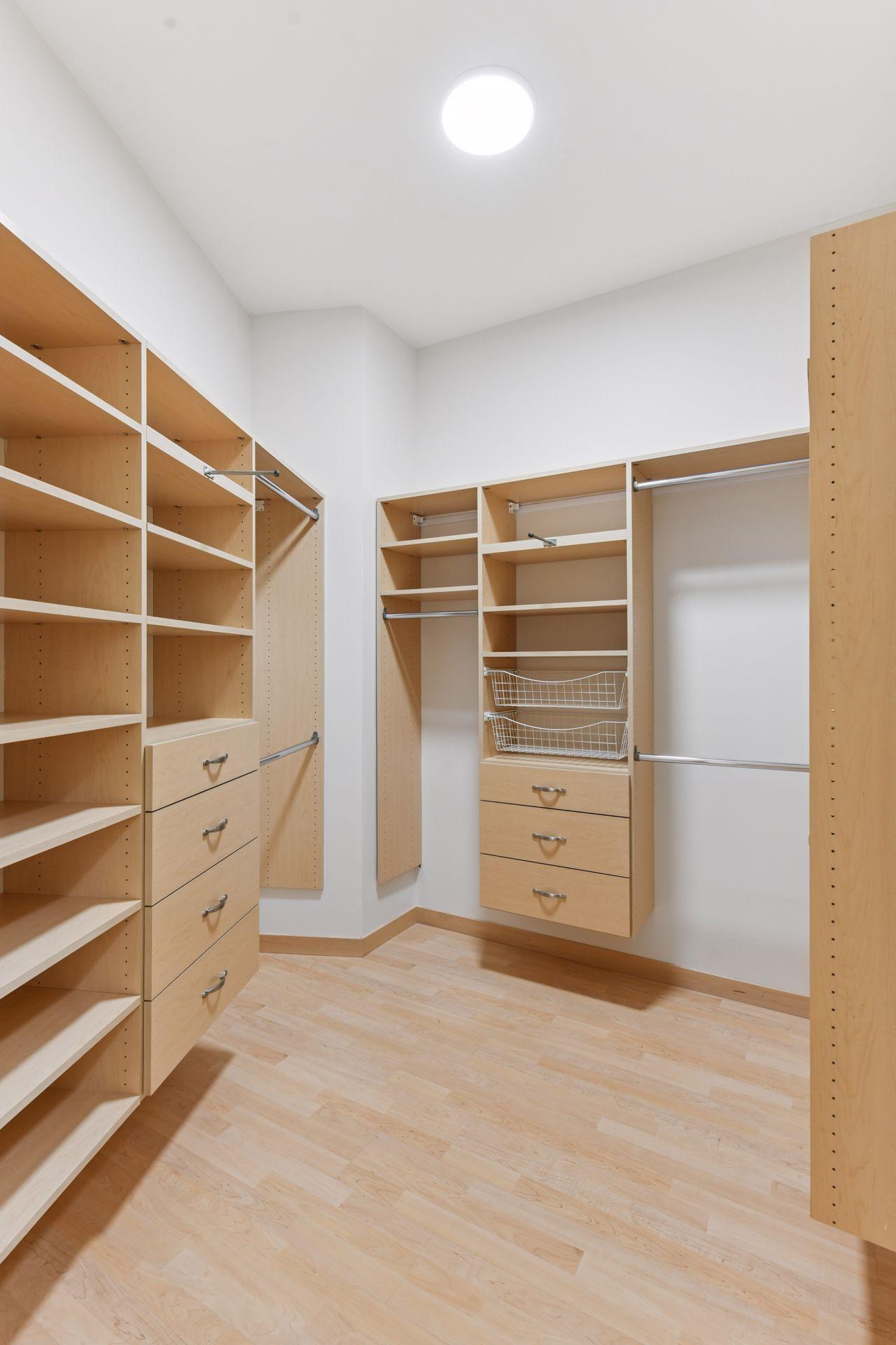 3707 Grand Way Unit: 101