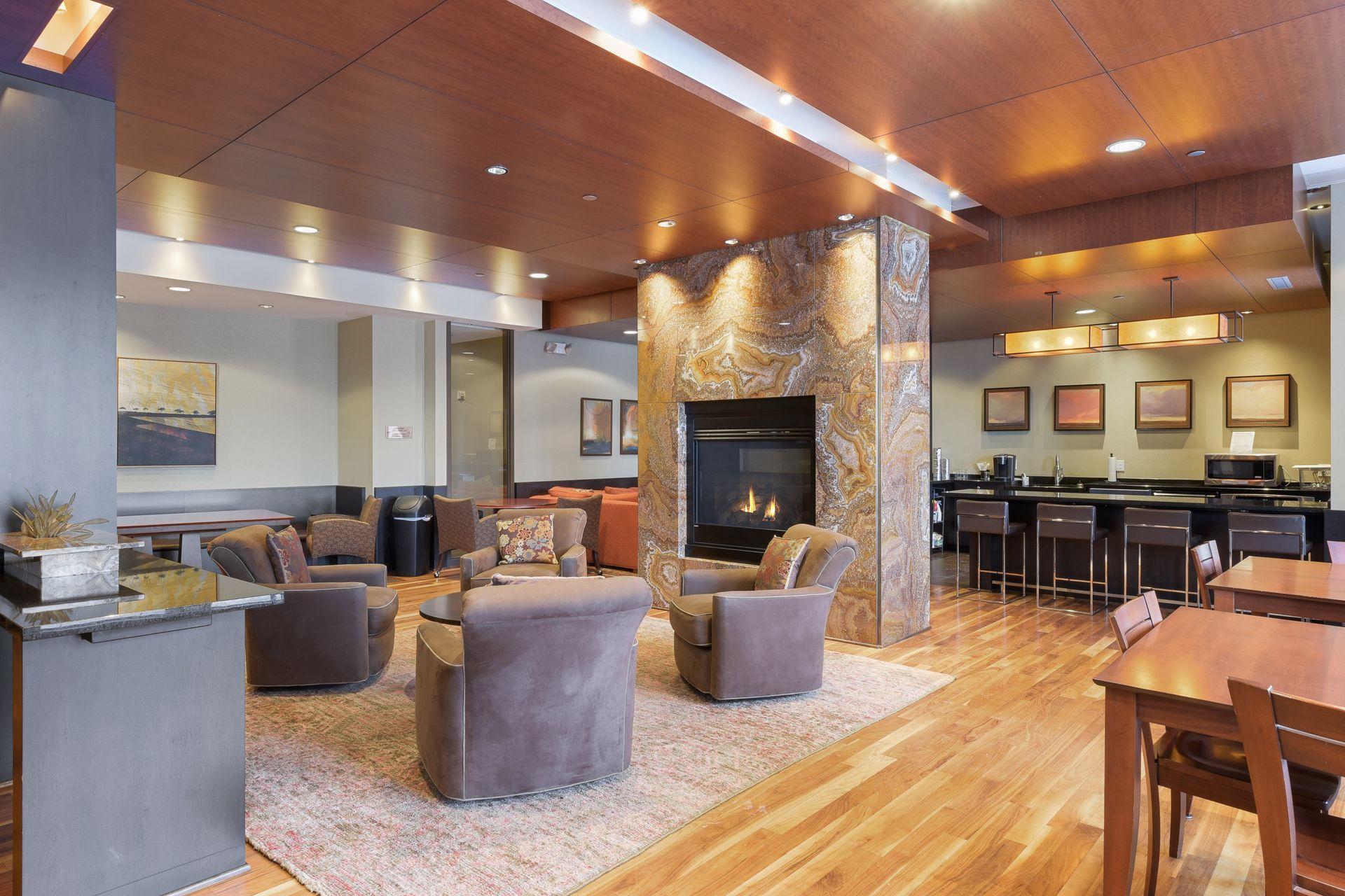 3707 Grand Way Unit: 101