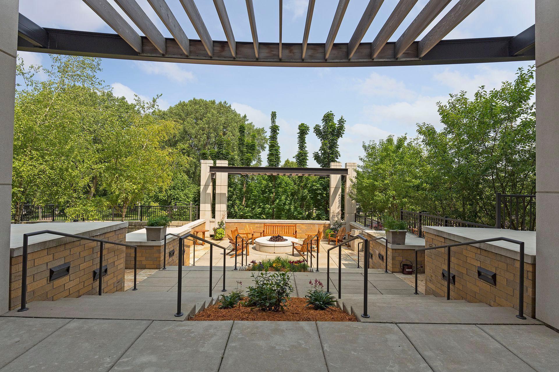 3707 Grand Way Unit: 101