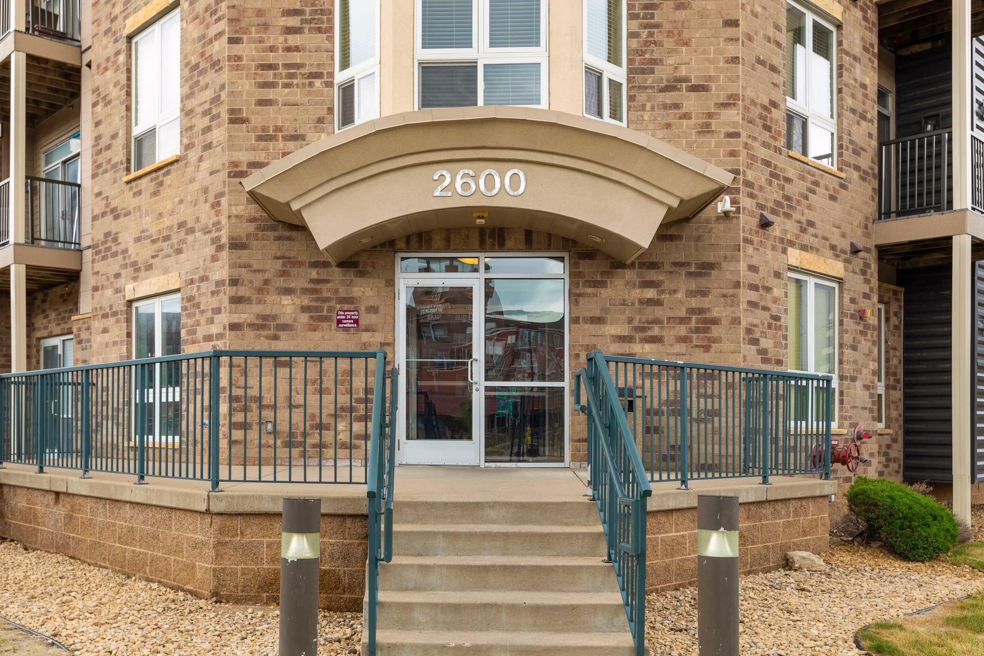 2600 University Avenue SE Unit: 204