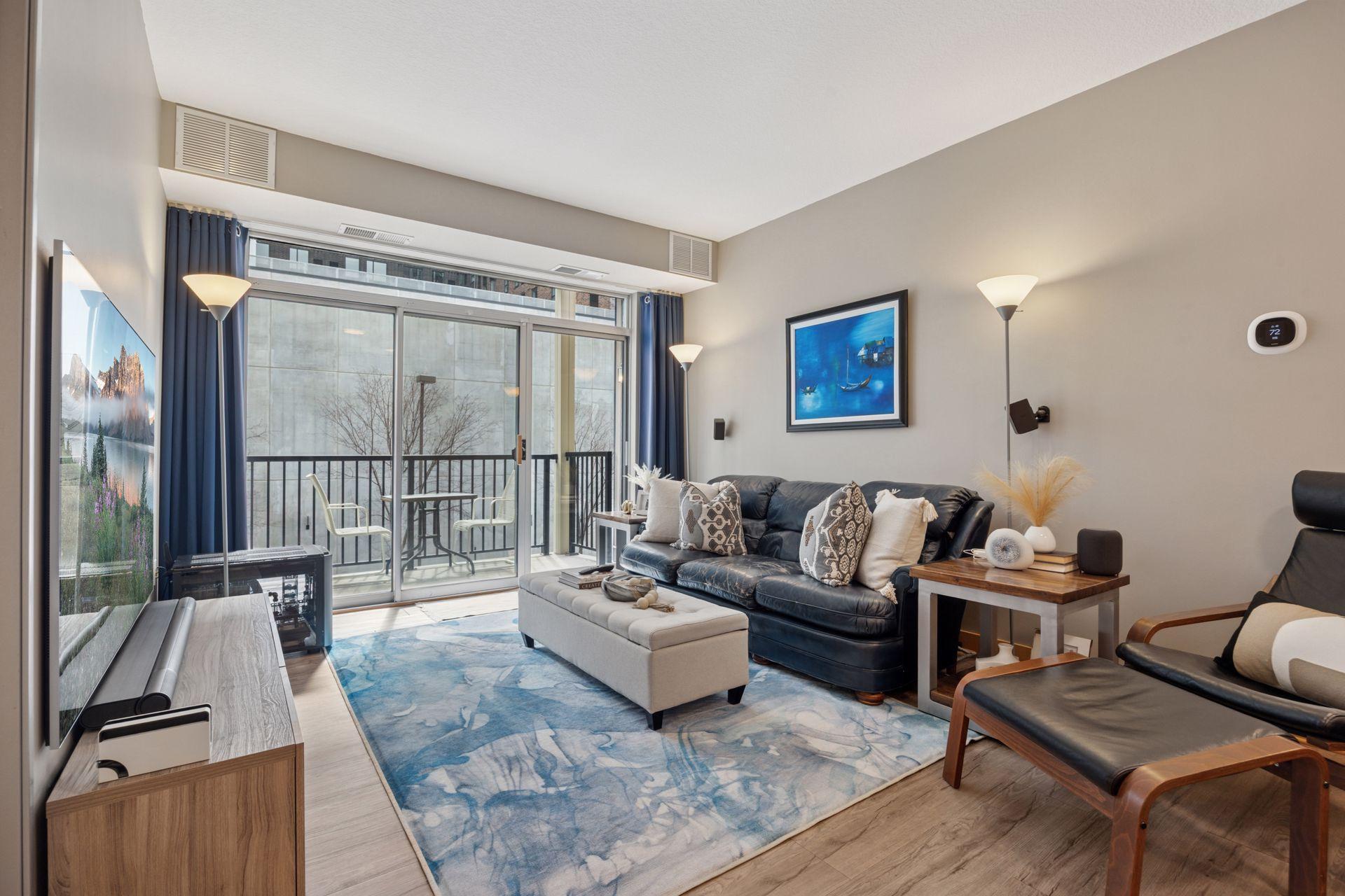 2600 University Avenue SE Unit: 204