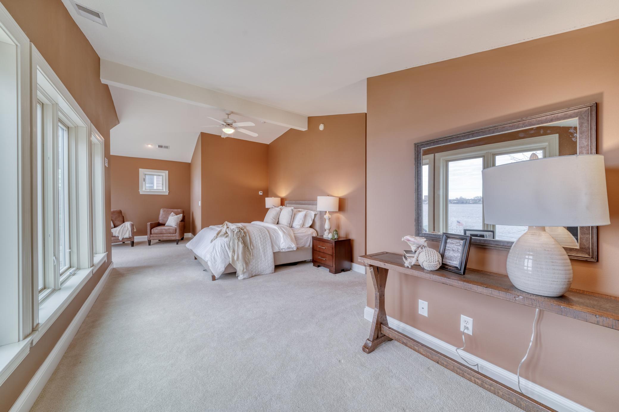 2765 Casco Point Road