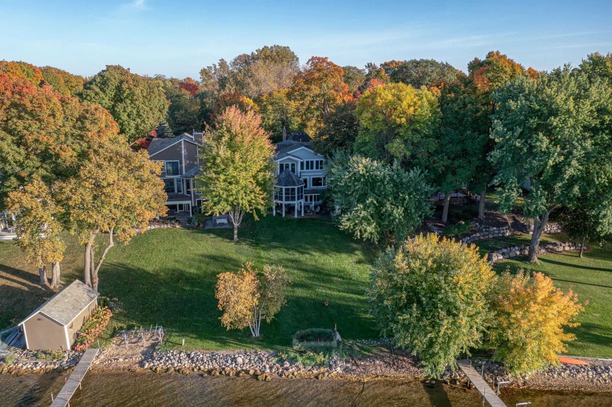 2765 Casco Point Road