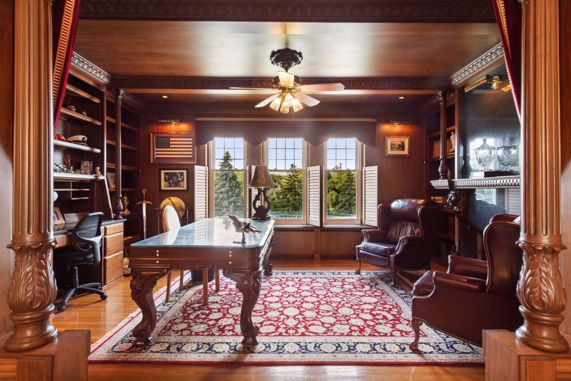 1305 Shoreline Drive