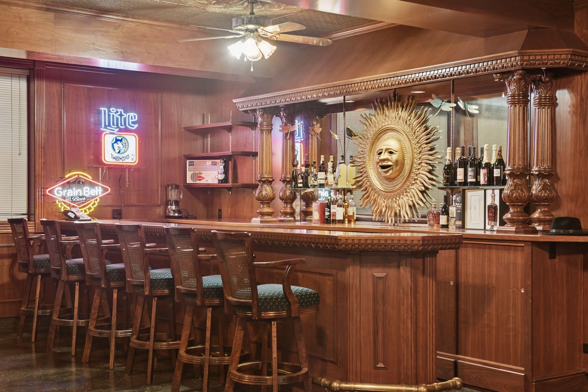 1305 Shoreline Drive