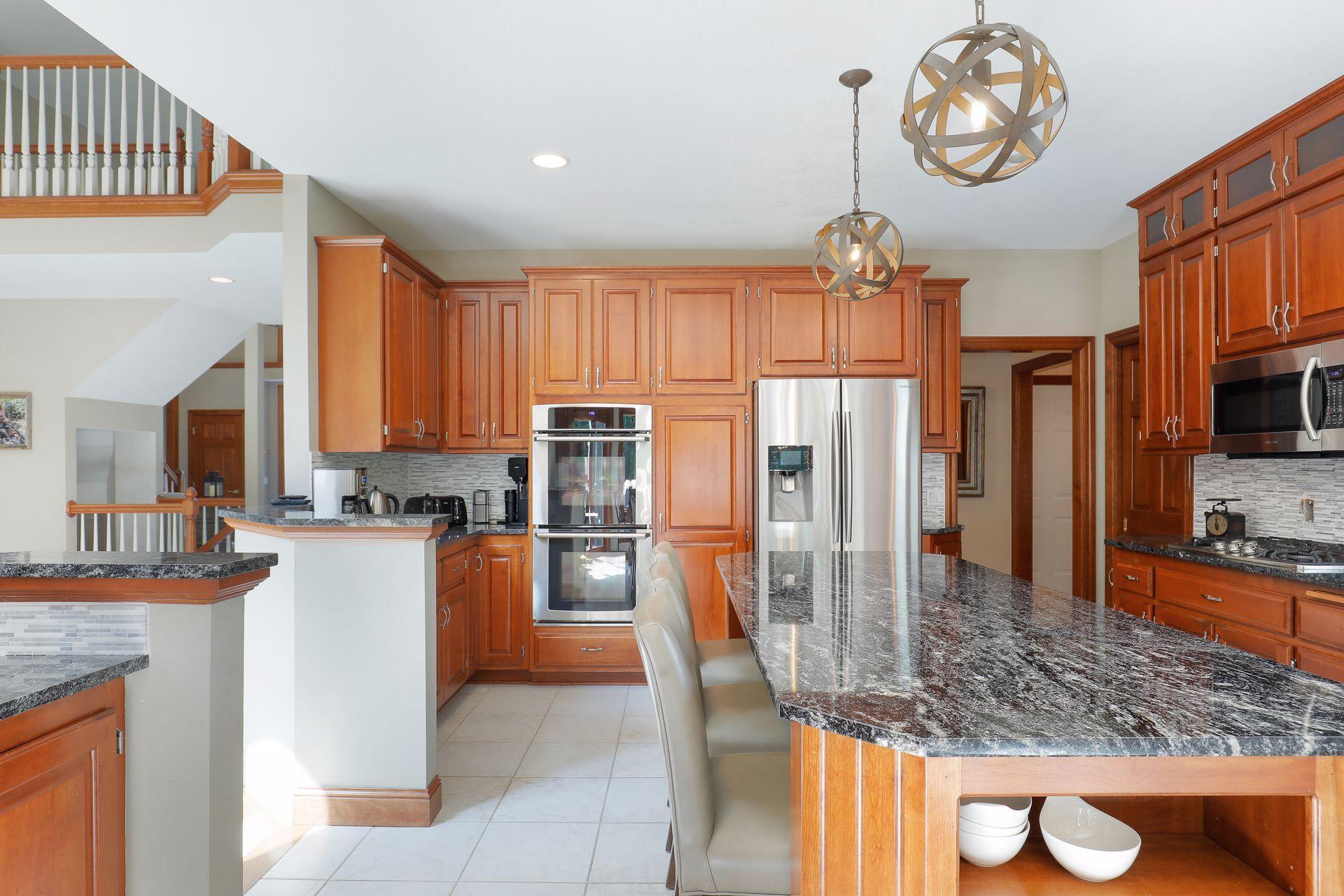 960 Bayside Lane