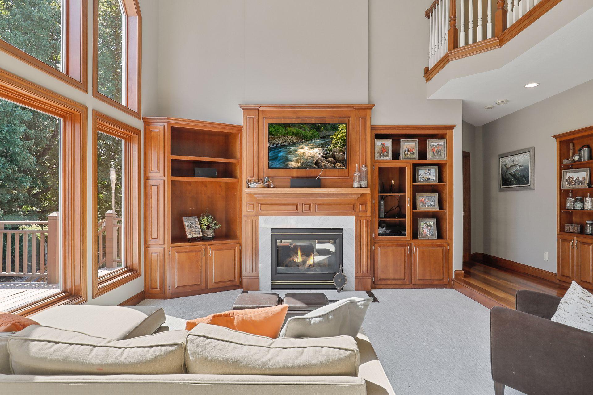 960 Bayside Lane