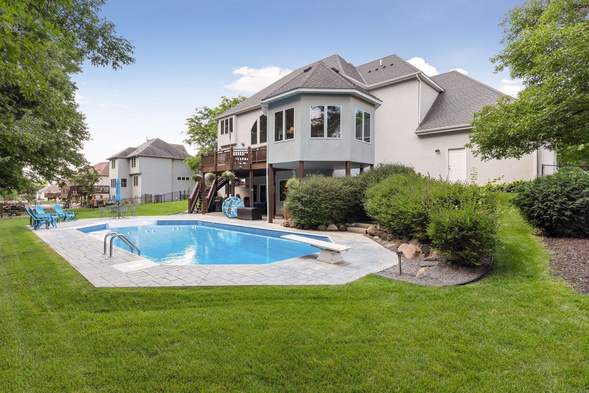 960 Bayside Lane
