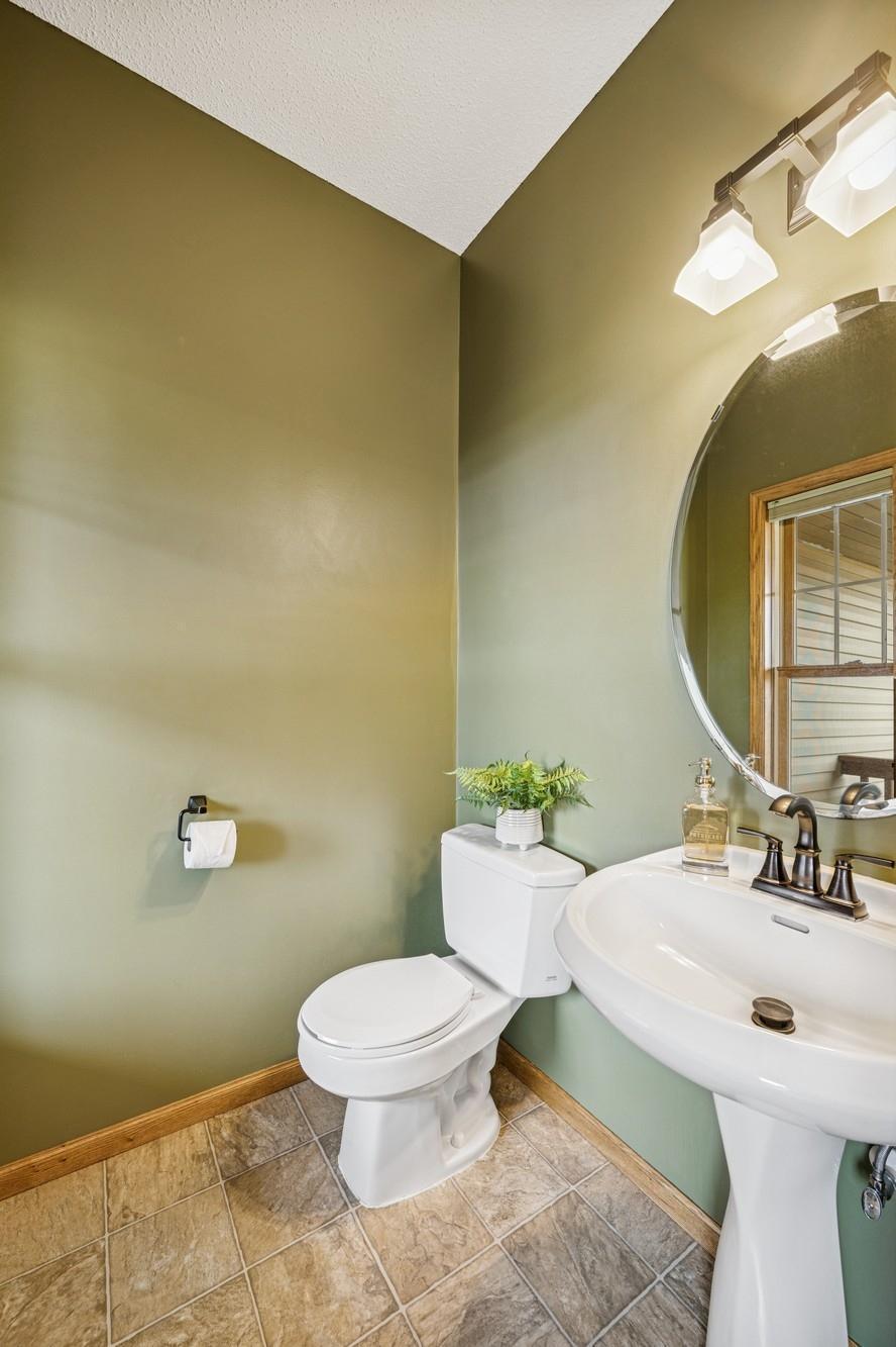 20141 Eidelweiss Street NW