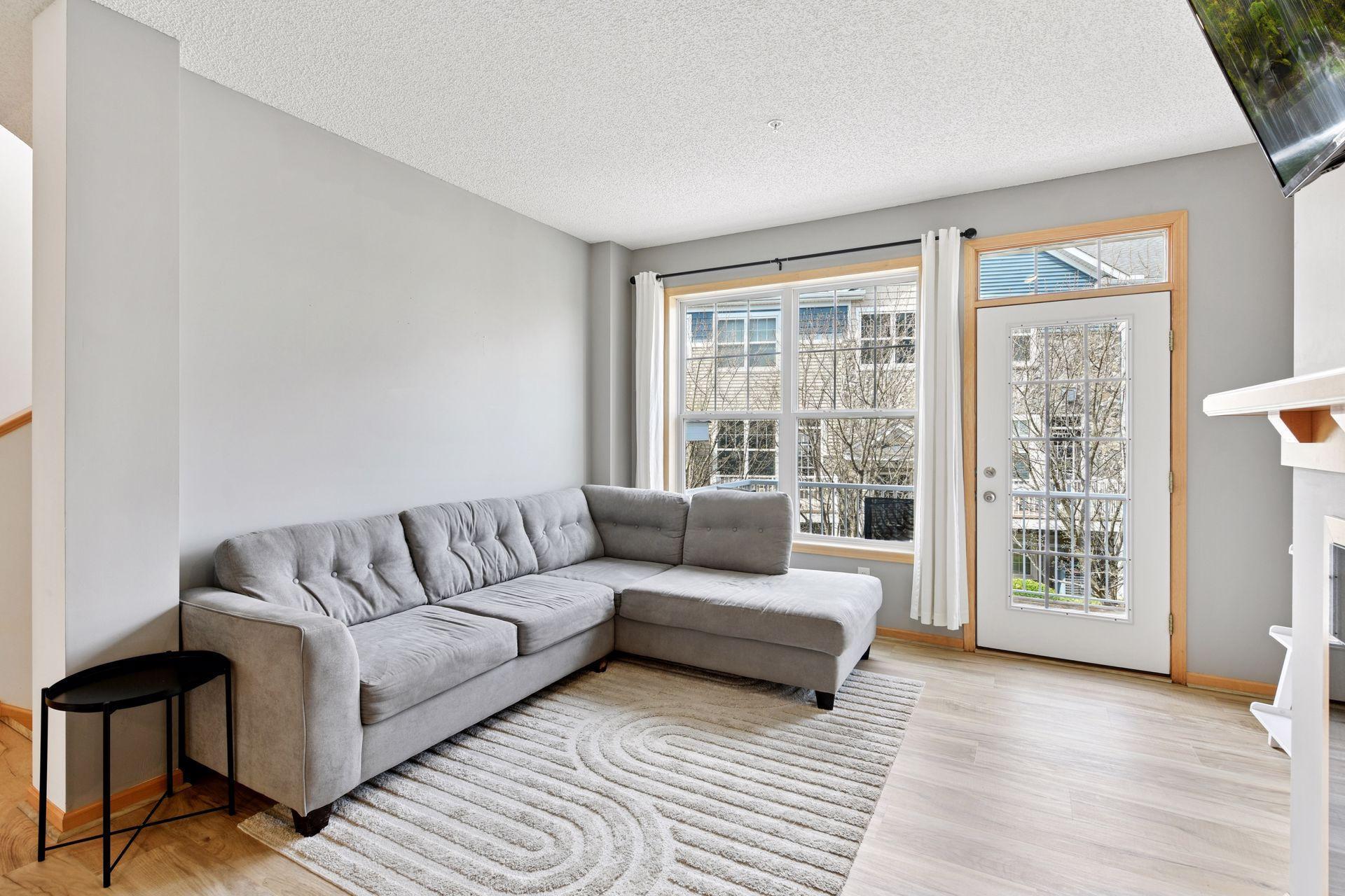 1822 Colonial Lane Unit: 3