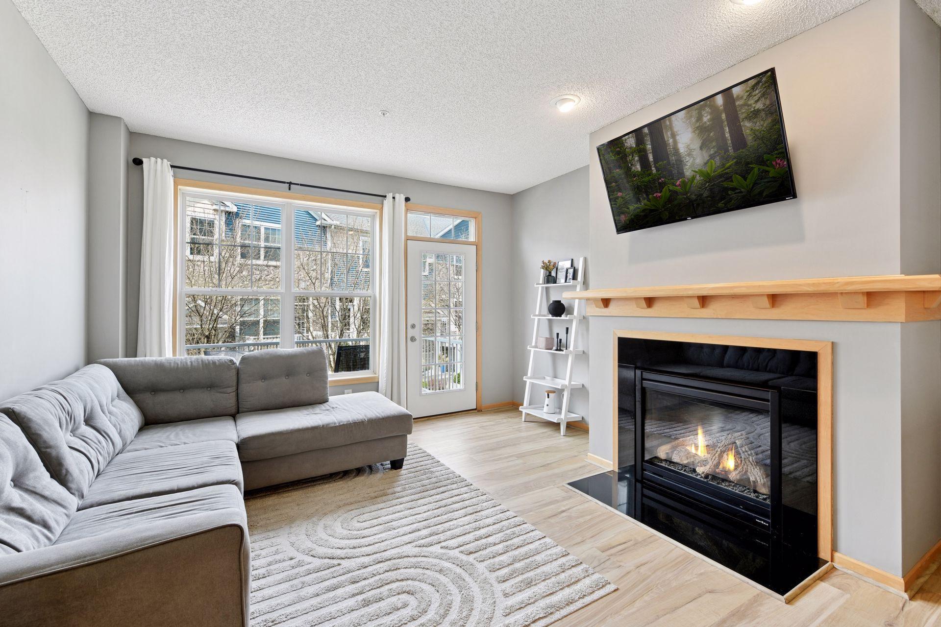 1822 Colonial Lane Unit: 3