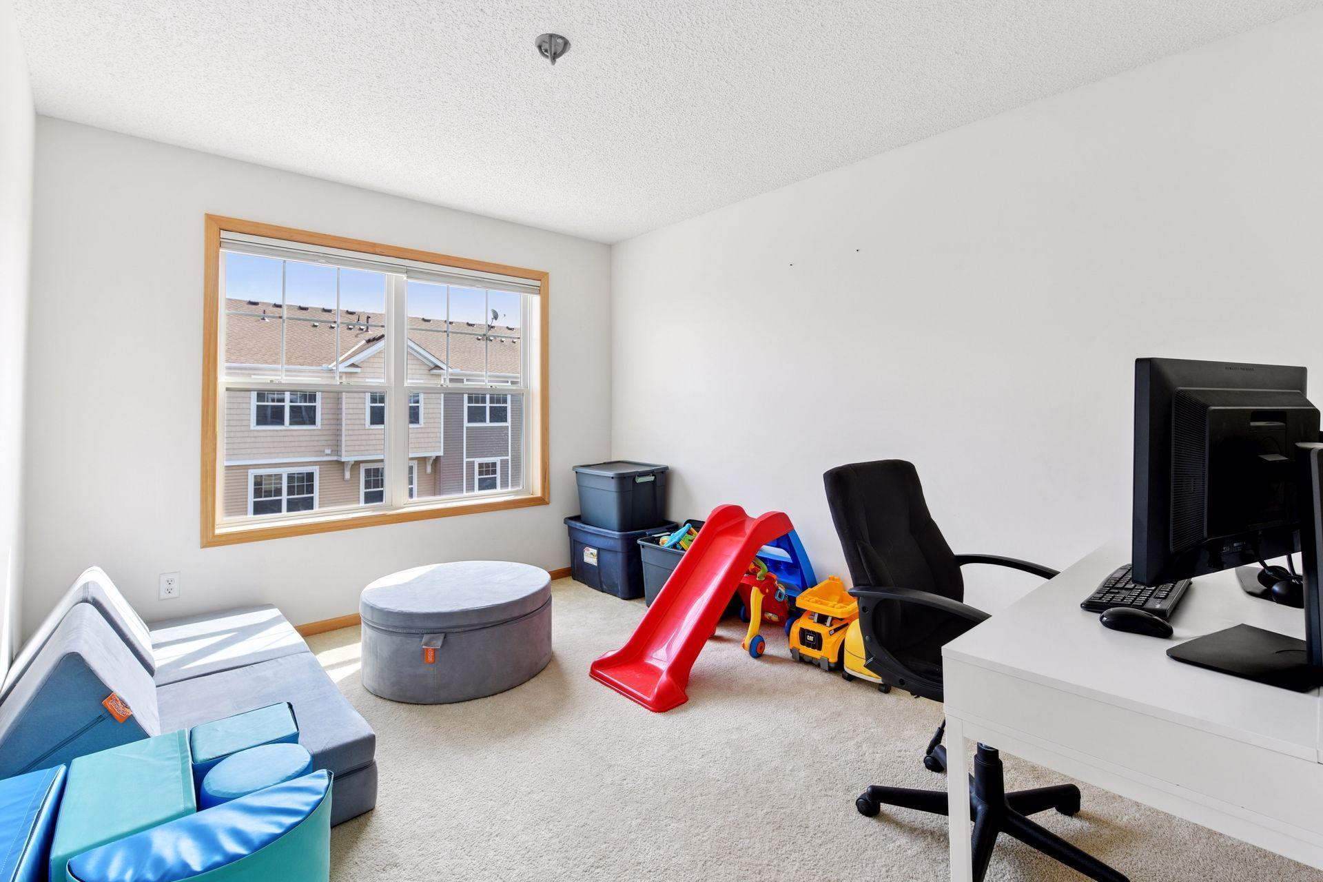 1822 Colonial Lane Unit: 3
