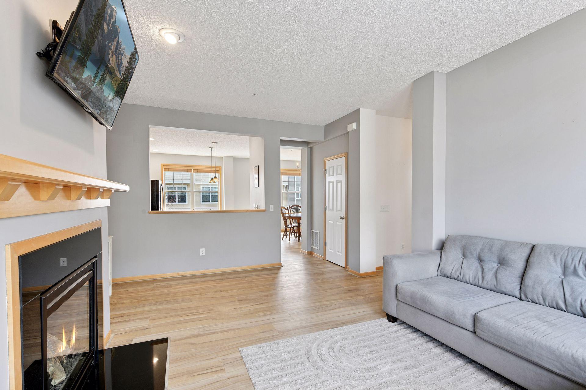 1822 Colonial Lane Unit: 3