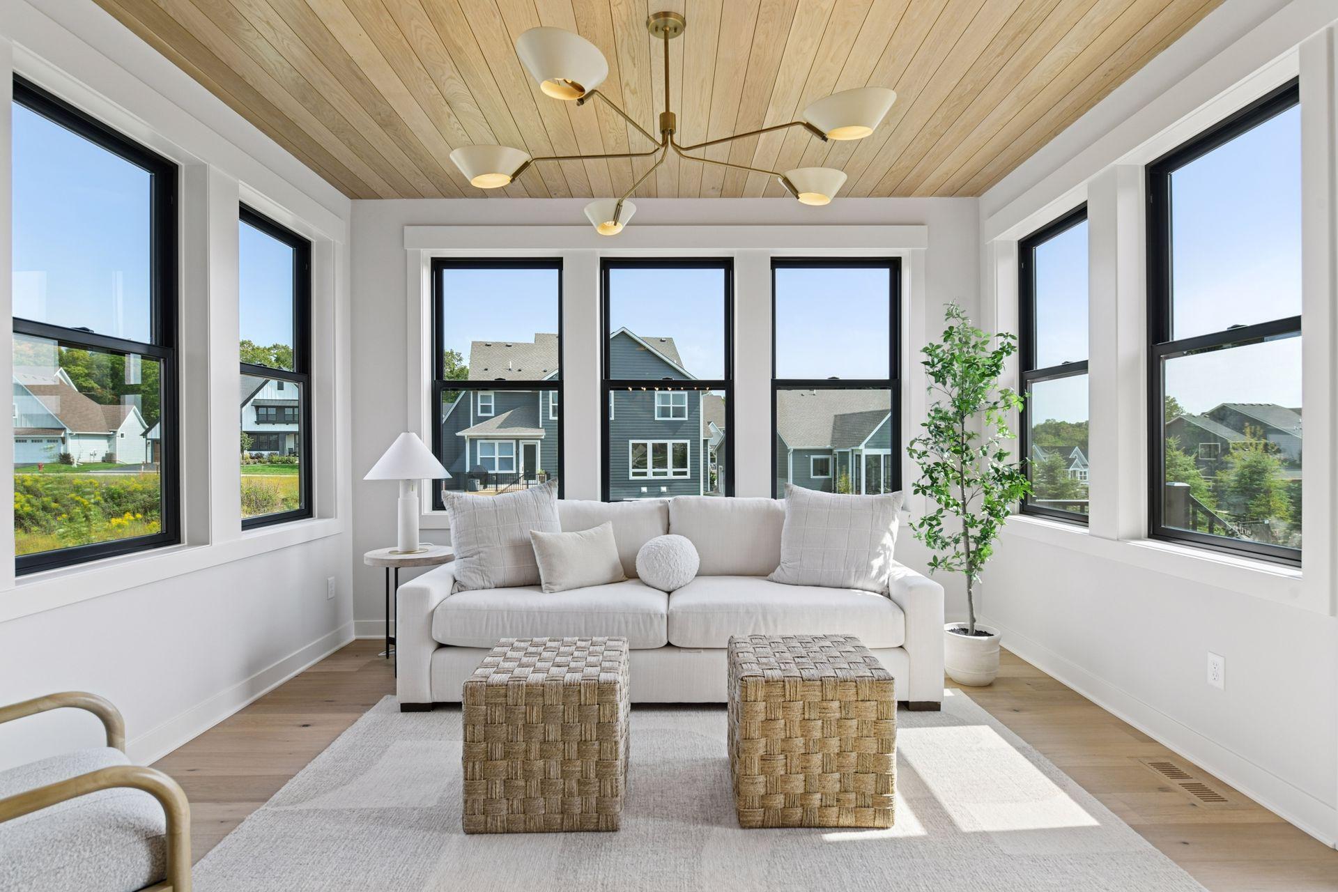 4612 Meadowview Lane