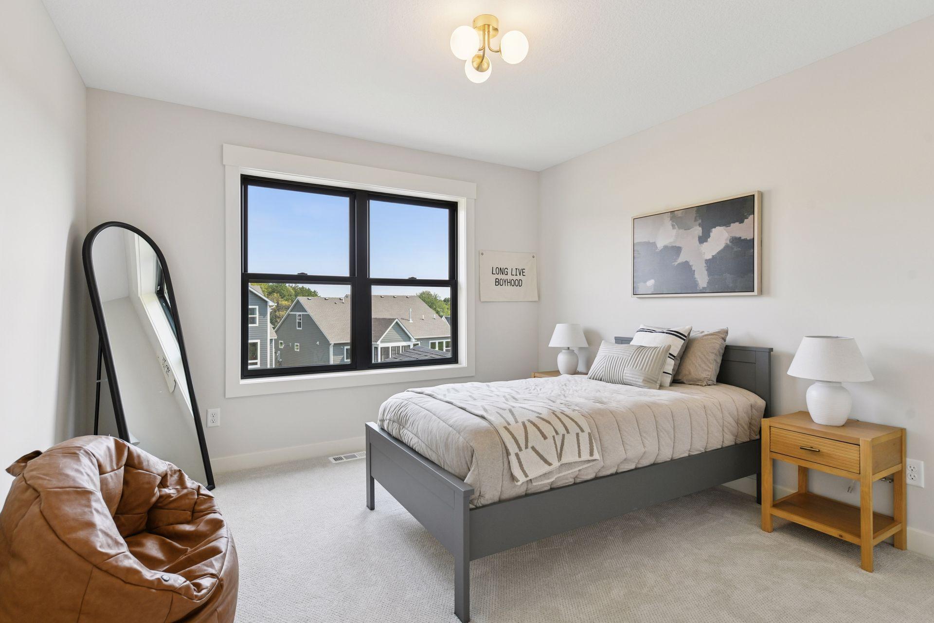 4612 Meadowview Lane