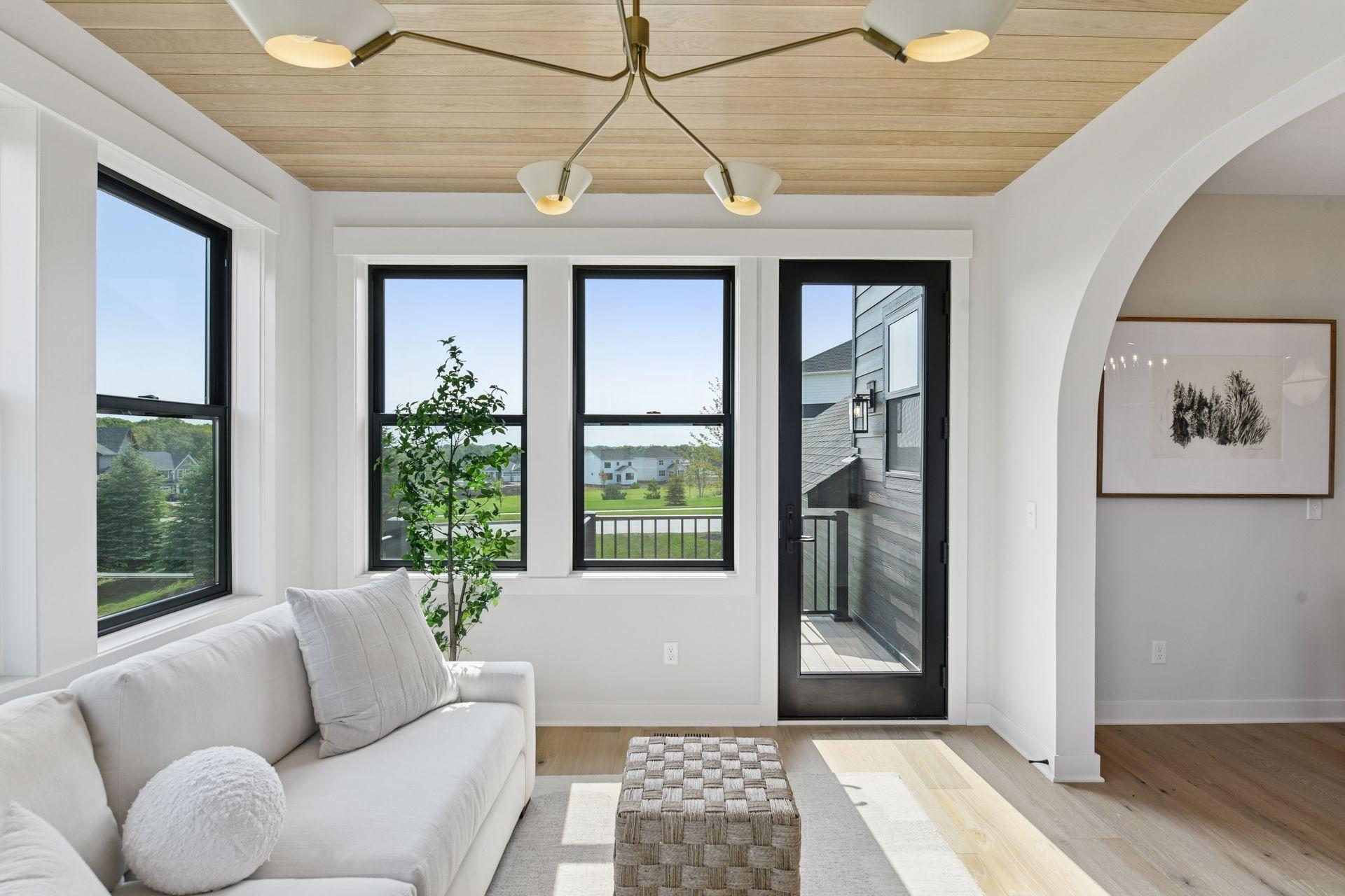 4612 Meadowview Lane