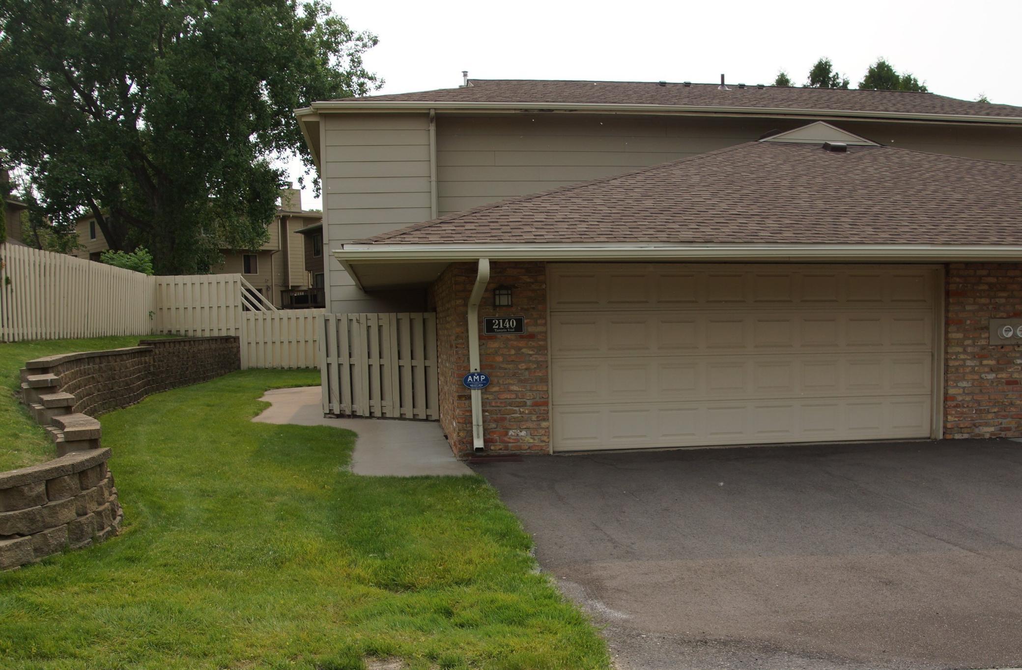 2140 Tamarin Trail