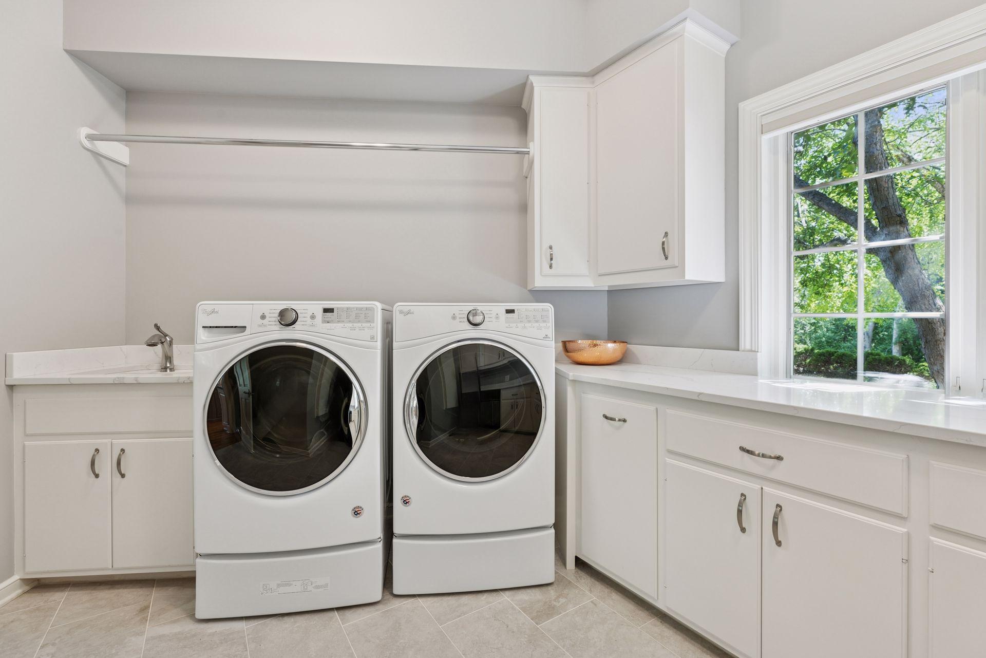 490 Old Long Lake Road