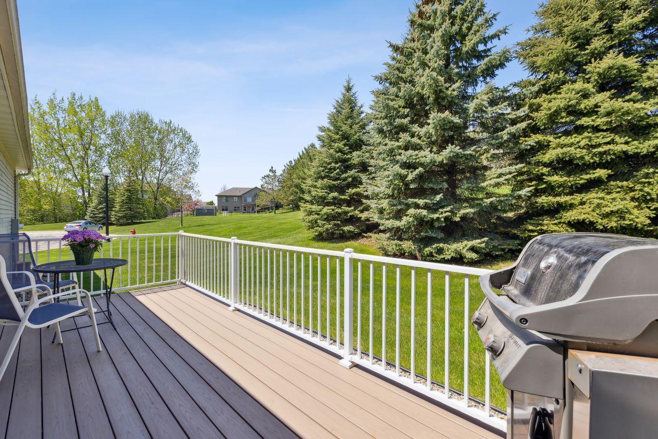 3803 Meadowview Way