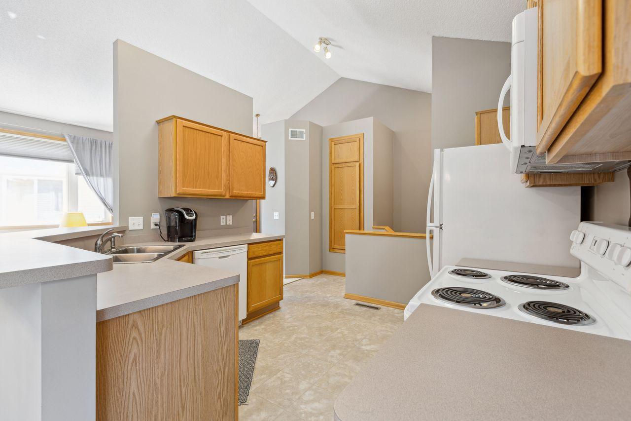 3803 Meadowview Way