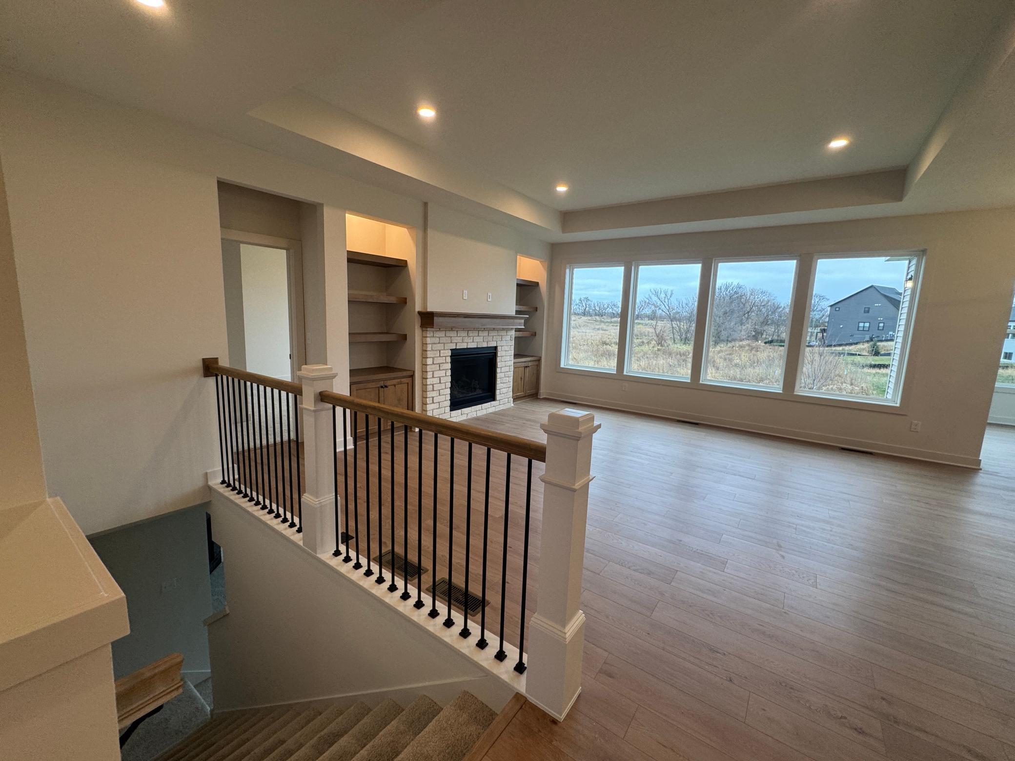 14523 Kingsview Lane N